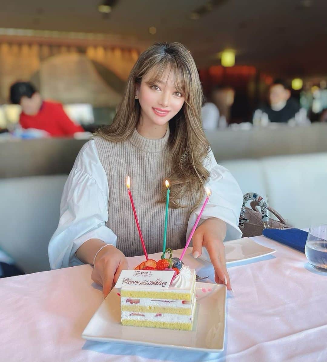 森本あやかのグルメインスタ