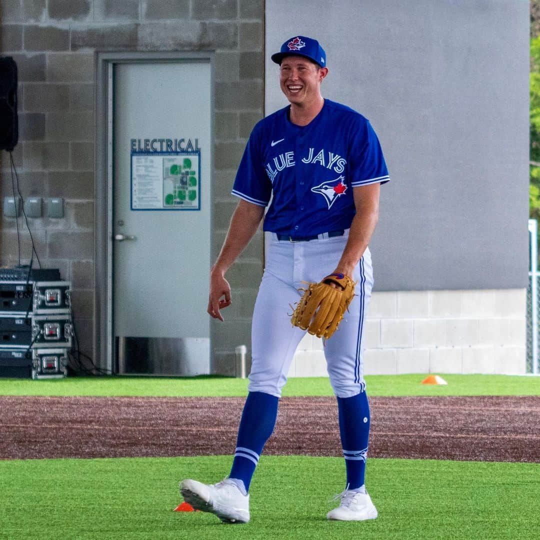 トロント・ブルージェイズさんのインスタグラム写真 - (トロント・ブルージェイズInstagram)「Smile and domiNATE 😃🔥 #SpringTraining」2月27日 9時24分 - bluejays