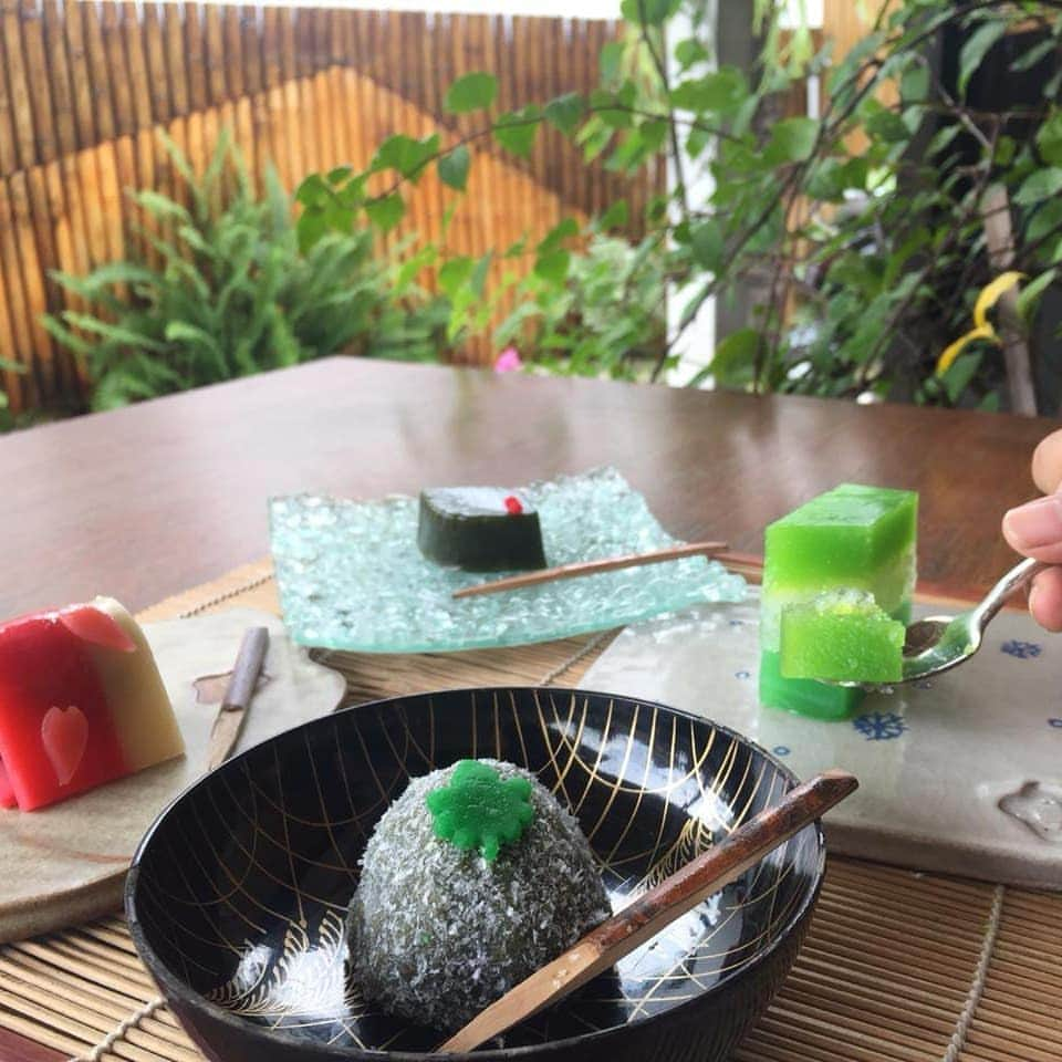 toiro_wagashiのインスタグラム：「Hi everyone!  TOIRO will join at @warungmolamola_  Saturday market. On Saturday, 27th February 2021 11AM-15PM. We have listed some special wagashi to bring there. Please come and visit us. Enjoy our cute wagashi. Have a great day all!  #toiro_wagashi#saturdaymarket #bali #wagashi #japanesesweets」