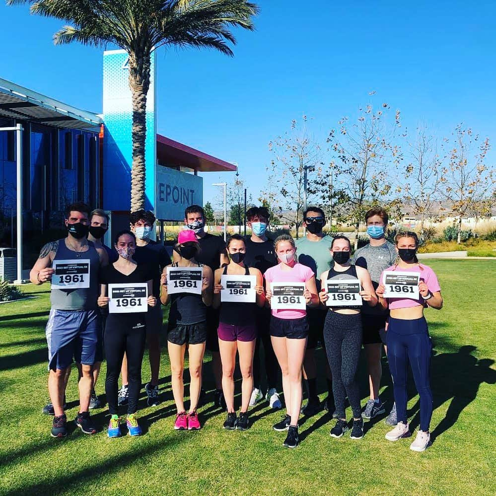 クリス・クニエリムのインスタグラム：「All done with US Figure Skating’s 2021 GET UP Virtual 5k!!!! Great job #greatparkpairs #wegetup 🏃🏻‍♂️💪🏼」