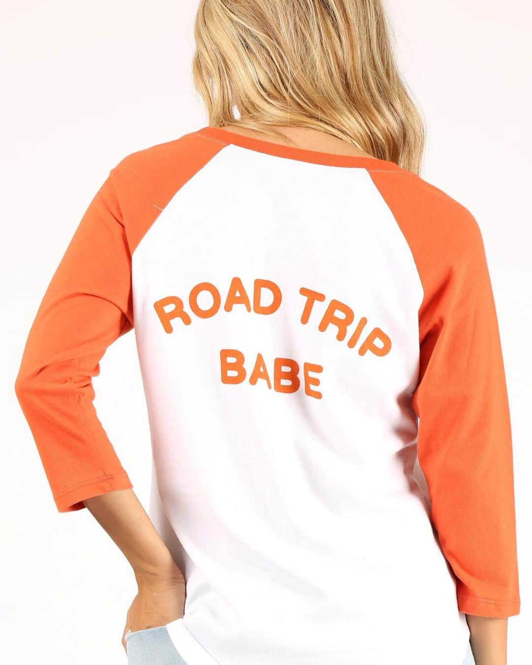 プリンス ピーターさんのインスタグラム写真 - (プリンス ピーターInstagram)「It’s Friday, let’s get out of here! 🚘   ▶️ SHOP for Road Trip Babe Raglan Tee by clicking LINK IN PIC.   #roadtrip #roadtripbabe #drive #rollout #friday #fridayfeeling #fridaymood #fridayfeels」2月27日 10時13分 - prince_peter_collection