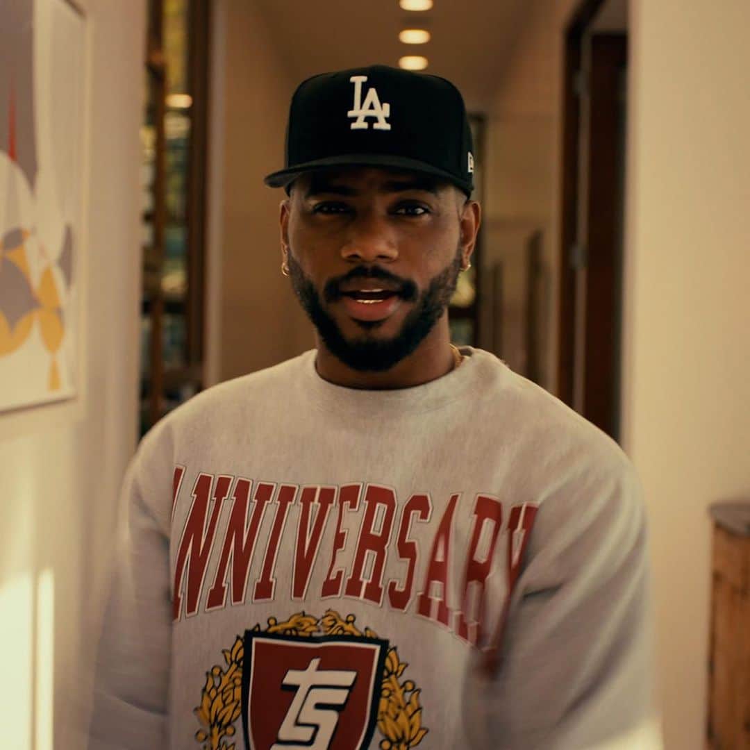 Vevoさんのインスタグラム写真 - (VevoInstagram)「@brysontiller gave us the 'ANNIVERSARY’ Deluxe and we've had no choice but to put on replay, including this visual for the bonus track, “Like Clockwork” 🕰️ ⠀⠀⠀⠀⠀⠀⠀⠀⠀ ▶️[Link in bio] #BrysonTiller #LikeClockwork」2月27日 10時23分 - vevo