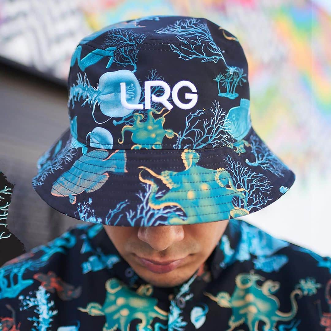 エルアールジーのインスタグラム：「Explore The Deep Ocean | New Spring 21 Underwater Bucket. Available now. #lrgclothing」