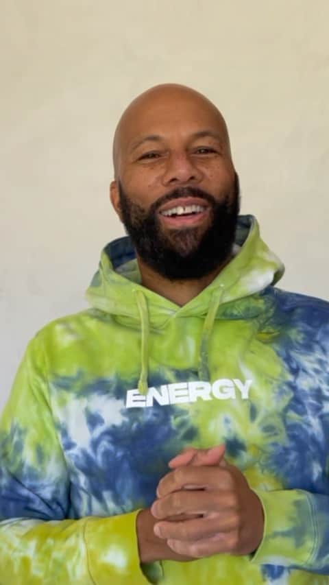 コモンのインスタグラム：「@erykahbadu you are one of the greatest to ever do it!  And when I say “it”, I mean being a great person.  On top of that, your artistic contribution to the world is unmatched.  We celebrate you today on your born day!  We will party in person soon! #badu50」