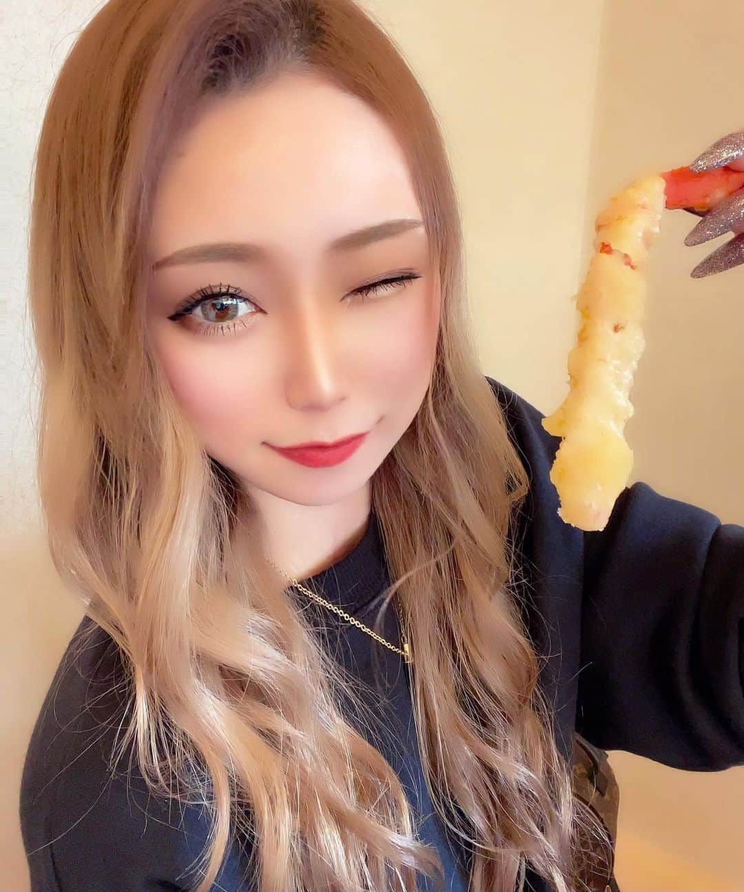HIMEKAのインスタグラム：「. . エビフライと見せかけてカニ🦀 舞妓飯かわいすぎた💖 . . #舞妓飯 #嵐山」