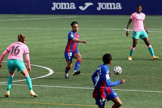 SDエイバルさんのインスタグラム写真 - (SDエイバルInstagram)「AMAIERA | FINAL | FULL TIME  SD Eibar 0 @fcbfemeni 3  Oso harro gaude zeuekin, neskak! Lan aparta!   #EibarBarça #EibarFem #PrimeraIberdrola」2月27日 20時48分 - sdeibar