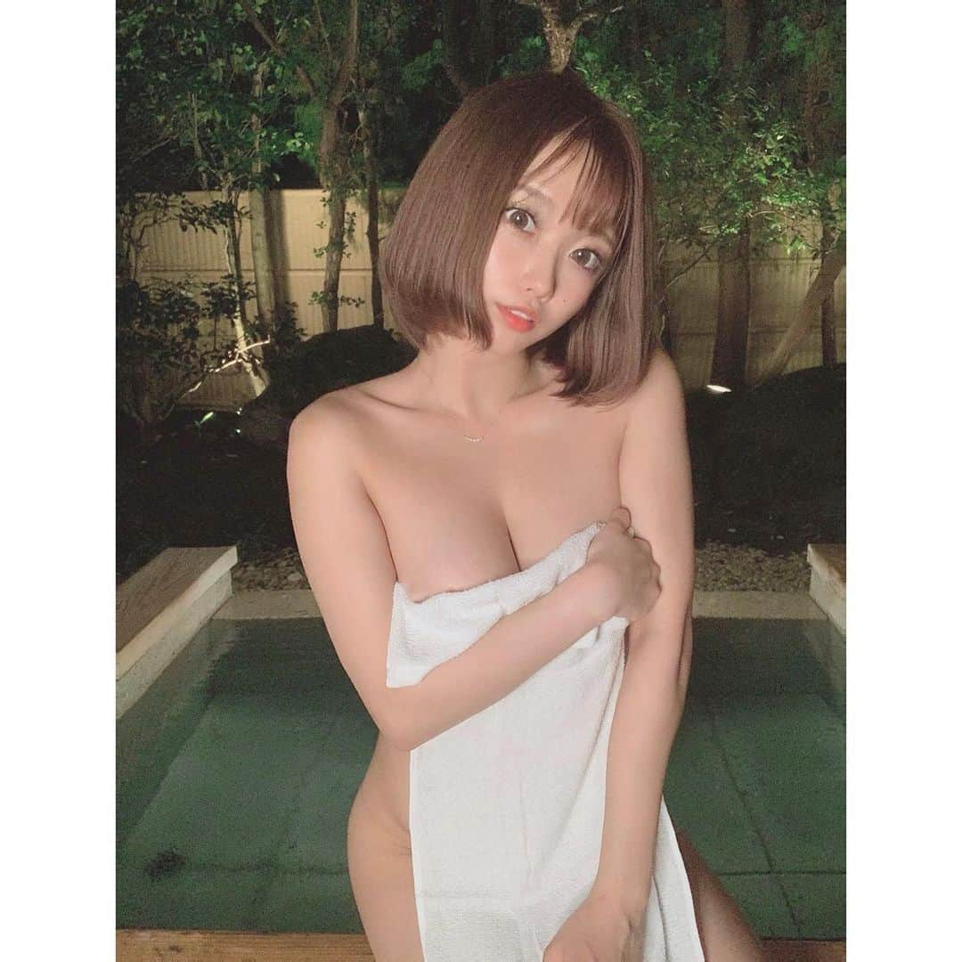 福田琴美さんのインスタグラム写真 - (福田琴美Instagram)「また寒くなってきた☹️ 温泉入りたい♨️♨️♨️ . . .  #女優 #グラビア #グラドル  #グラドル自画撮り部 #撮影 #サロモ  #撮影モデル #水着女子 #えちえち #ビジョフォ  #girl #インスタグラビア #美女図鑑 #ビジョビ  #sexy  #水着ギャル #撮影会 #水着 #温泉  #役者 #イメージdvd #10秒グラビア  #イメージビデオ #オーディション  #イメチェン #ボブ #ピンクベージュ  #髪質改善 #トリートメント #サルート」2月27日 21時01分 - kotomi_fukuda