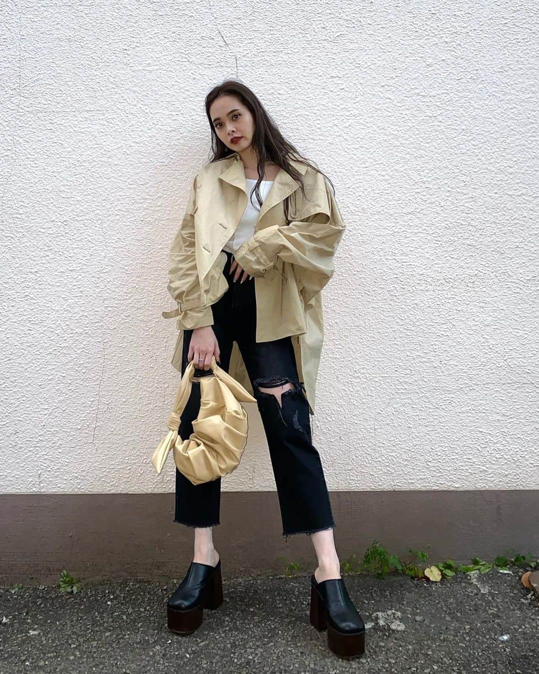 EMODA_LOOK BOOKのインスタグラム