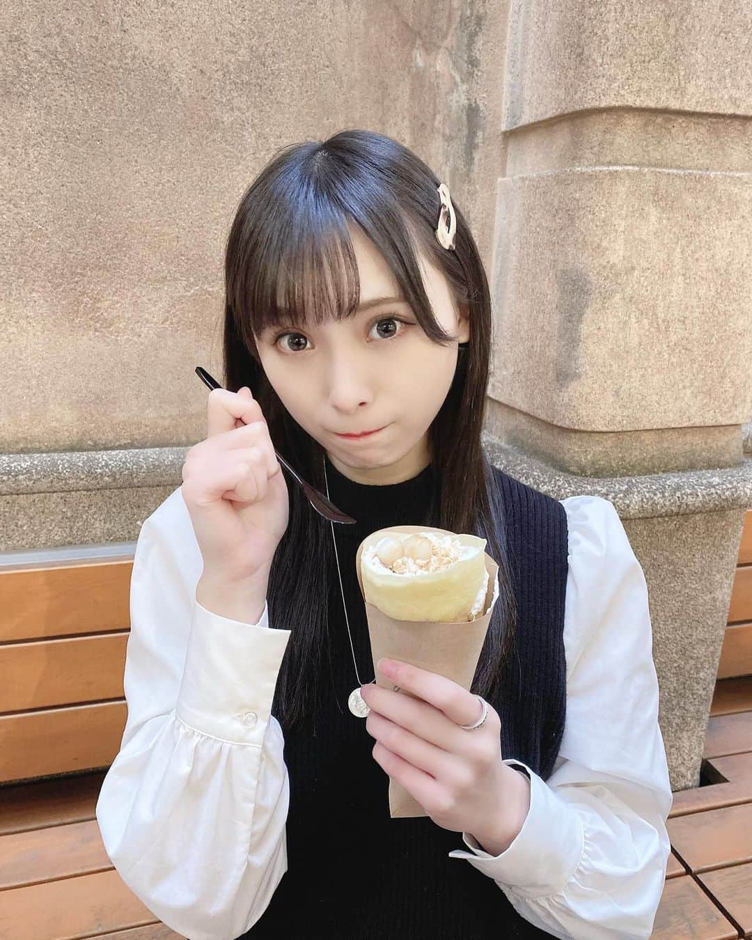 梅山恋和さんのインスタグラム写真 - (梅山恋和Instagram)「☁️  しらたまクレープ 一緒に食べよっ❤︎  #白玉#クレープ#ホットミルク #ニコニコ#おもち映え」2月27日 21時20分 - cocona_umeyama