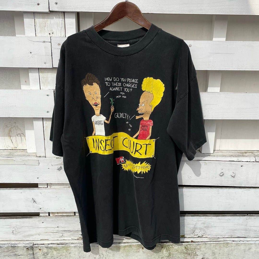 古着屋フラミンゴ下北沢店さんのインスタグラム写真 - (古着屋フラミンゴ下北沢店Instagram)「ㅤㅤㅤㅤㅤㅤㅤ vintage tee  ・ 〜pick up item〜 ㅤㅤㅤㅤㅤㅤㅤ ・94y PINK FLOYD  　THE DIVISON BELL T-shirt ㅤㅤㅤㅤㅤㅤㅤ ・93y MTV ㅤㅤㅤㅤㅤㅤㅤ ・95y POISON ELVIS ㅤㅤㅤㅤㅤㅤㅤ ・00y SUMMER SANITARIUM ㅤㅤㅤㅤㅤㅤㅤ  ㅤㅤㅤㅤㅤㅤㅤ ㅤㅤㅤㅤㅤㅤㅤㅤㅤㅤㅤㅤㅤ #古着 #古着屋 #下北沢古着屋 #下北沢古着 #バンドtシャツ  #バンtee #bandtee  #pinkfloyd  #metallica  #shimokitazawa #shimokitazawavintage」2月27日 21時34分 - flamingo_shimokitazawa