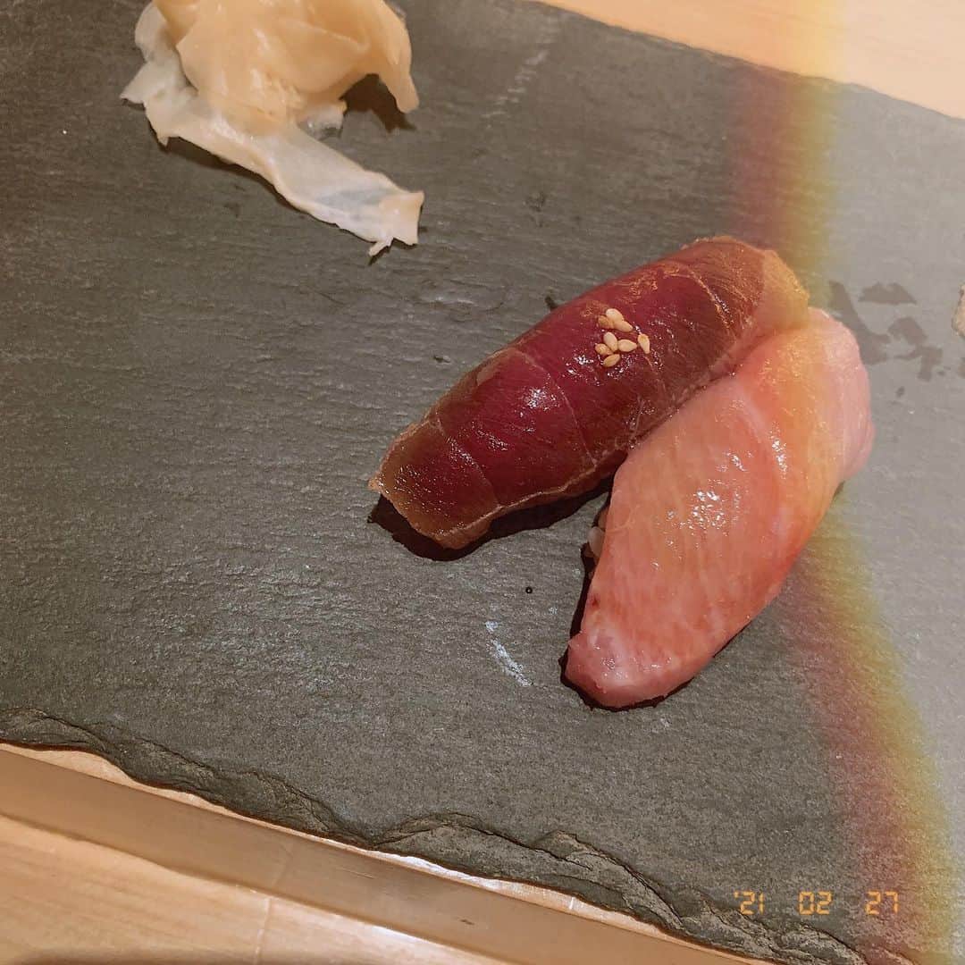 花那のインスタグラム：「お寿司もレトロ。  #카나#花那#sushi#먹스타그램」