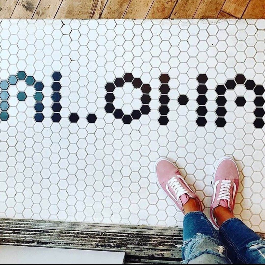 ブランクNYCのインスタグラム：「#Aloha weekend @bollare」