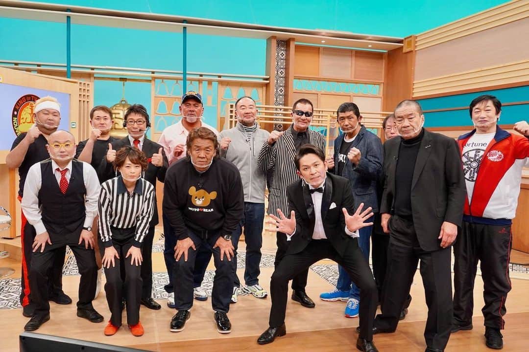 のインスタグラム：「本日 2月27日(土) 19:00～20:55 ＜BSフジサタデースペシャル＞『クイズ！脳ベルSHOW特別編　脳ベルプロレスリング』豪華レジェンドレスラー大集結」