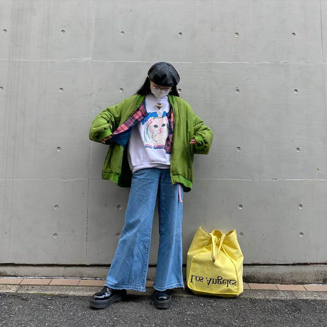 相羽瑠奈のインスタグラム：「🥺💚💕💙  HUG ME 😿 I'M LONELY  ってそんな顔されたらもう… お迎えしてしまいました  色味がRRRのカーディガンにぴったり！💙💕 （ これ人気だったので新色を考えてる 🤫💭）」