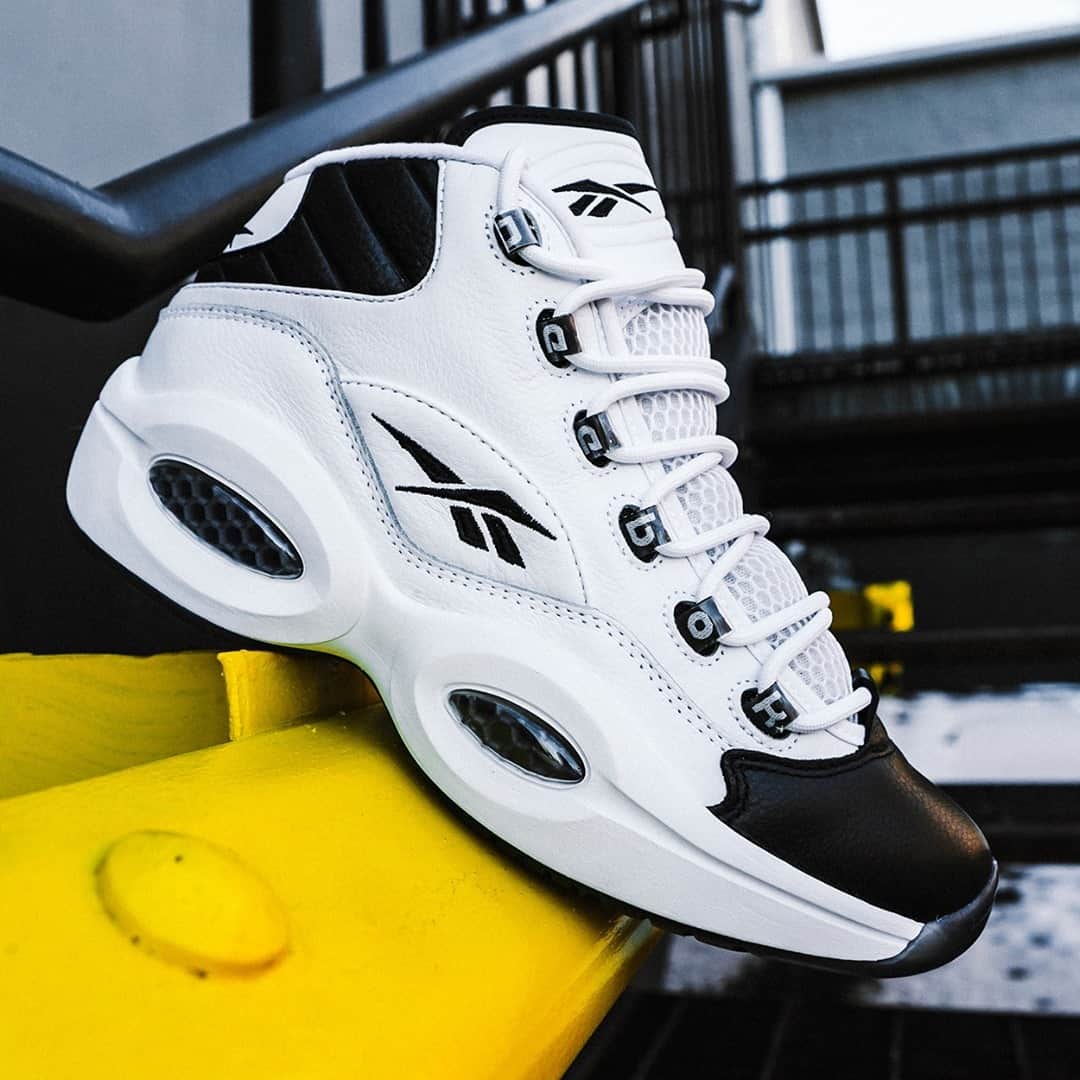 Sneaker Newsさんのインスタグラム写真 - (Sneaker NewsInstagram)「After randomly dropping overseas, the Reebok Question Mid "Why Not Us?" will drop in the US on March 6th on Reebok and select retailers. Iverson wore these during the 2001 All-Star Game, leading the East to a very improbable victory against the gargantuan Western Conference. Hit the link in our bio to see a closer look.」2月27日 14時00分 - sneakernews