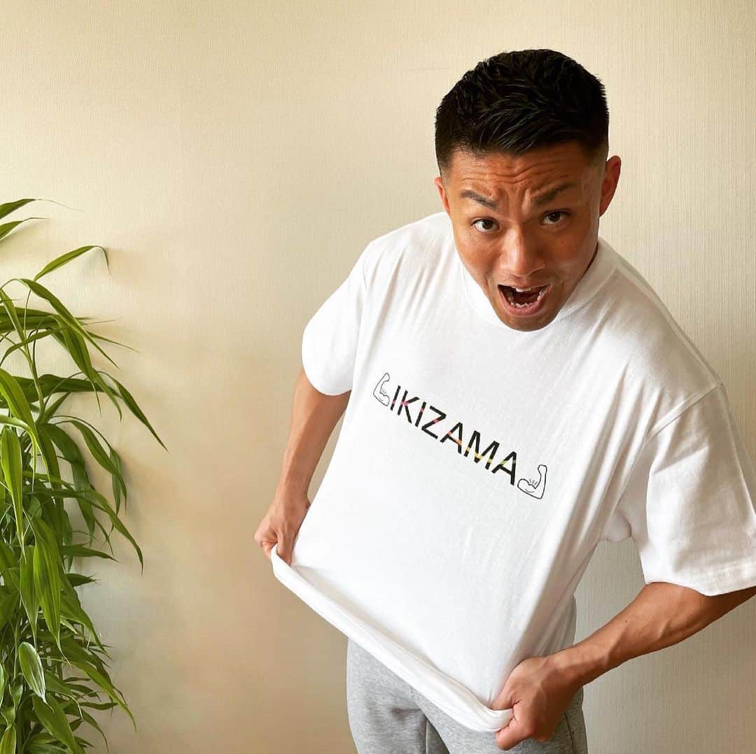 ノリさんのインスタグラム写真 - (ノリInstagram)「オリャー👊 友達がデザインしてくれたＴシャツが発売されました！！ IKIZAMA筋肉Ｔシャツ‼️‼️ 夢に向かって走り続ける人を支援する会社を立ち上げた友人にリスペクトです💪💪💪 シルクハットで是非サポートして下さい🤲  https://silkhat.yoshimoto.co.jp/projects/2579  #生き様 #筋肉 #tシャツ #コラボ #支援 #ネタ #漫才 #あるある #あるあるネタ #あるあるネタで繋がりたい #大工 #ガテン系 #建築 #職人 #鳶 #ドライバー #diy #吉本 #芸人 #バビロン」2月27日 14時24分 - nori_0623