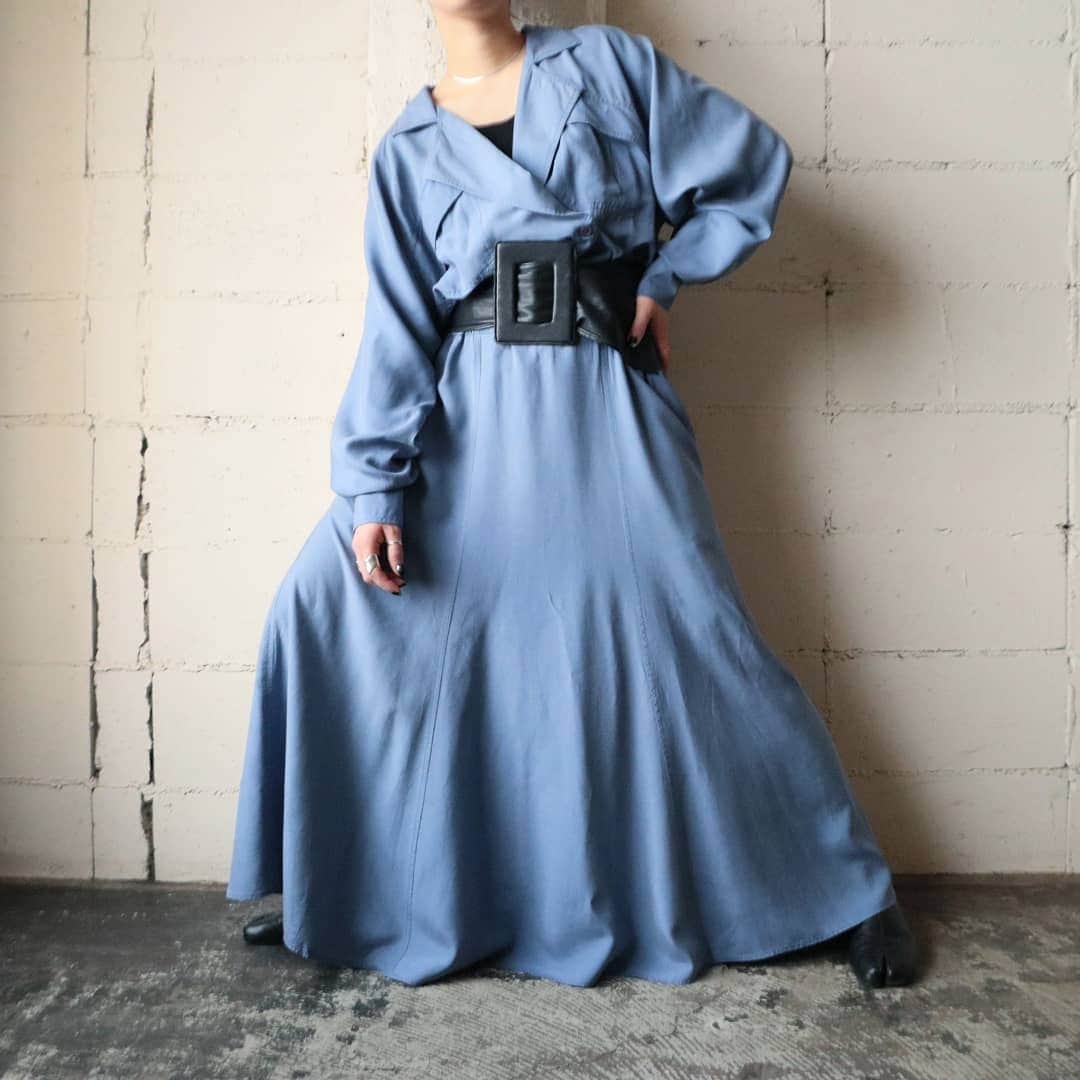 吉祥寺 古着屋 Orfeoさんのインスタグラム写真 - (吉祥寺 古着屋 OrfeoInstagram)「. Silk Shirt Dress  #orfeo #kichijoji #tokyo #vintage #used #fashion #coordinate #outfit . . .  お問い合わせはインスタグラムのプロフィール掲載のメールアドレスにお願いいたします。コメント、DMでのお問い合わせは受け付けておりませんのでご了承ください。 ONLINE SHOPの商品も店頭にてご購入頂けます。気になる商品がございましたらスタッフにお声掛けください。 . 新型コロナウィルス感染症予防対策を徹底して営業しております。 ご来店の際はマスク着用、手指消毒にご協力ください。」2月27日 14時41分 - orfeokichijoji