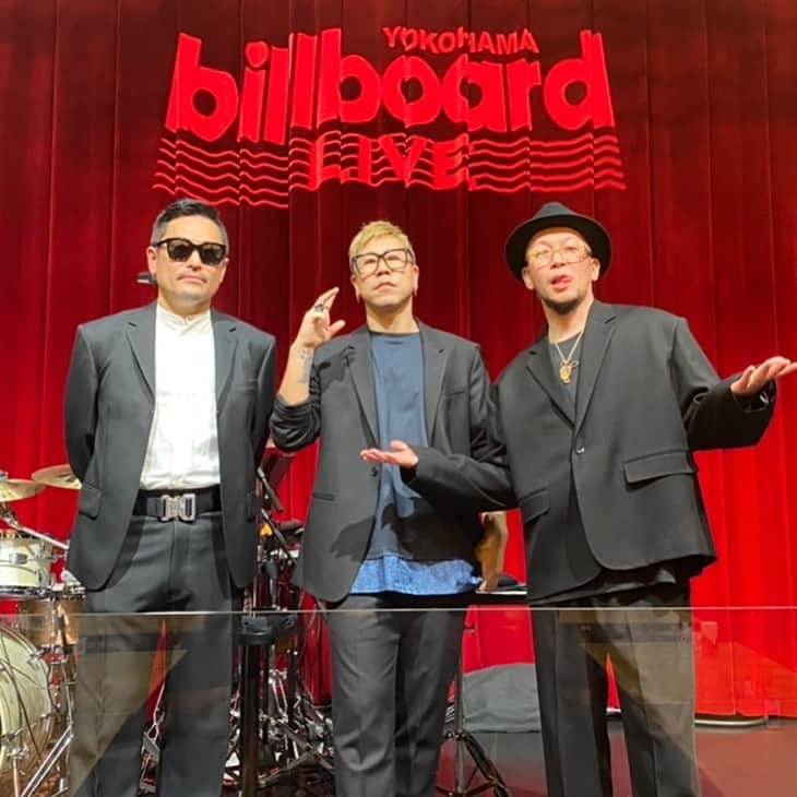 のインスタグラム：「Billboardミニツアー初日 本当に本当に 皆さんありがとうございました‼︎  Liveはやっぱいいね。 客席からは声出せなかったり 色々と制限はあったけどさw これも思い出✨  この日にしか見れない、 挑戦的な曲や.. いや〜緊張したなw  皆さん楽しんで頂けたかな？w  ではでは 次は大阪で👋🏻✨  #billboard #live #life」