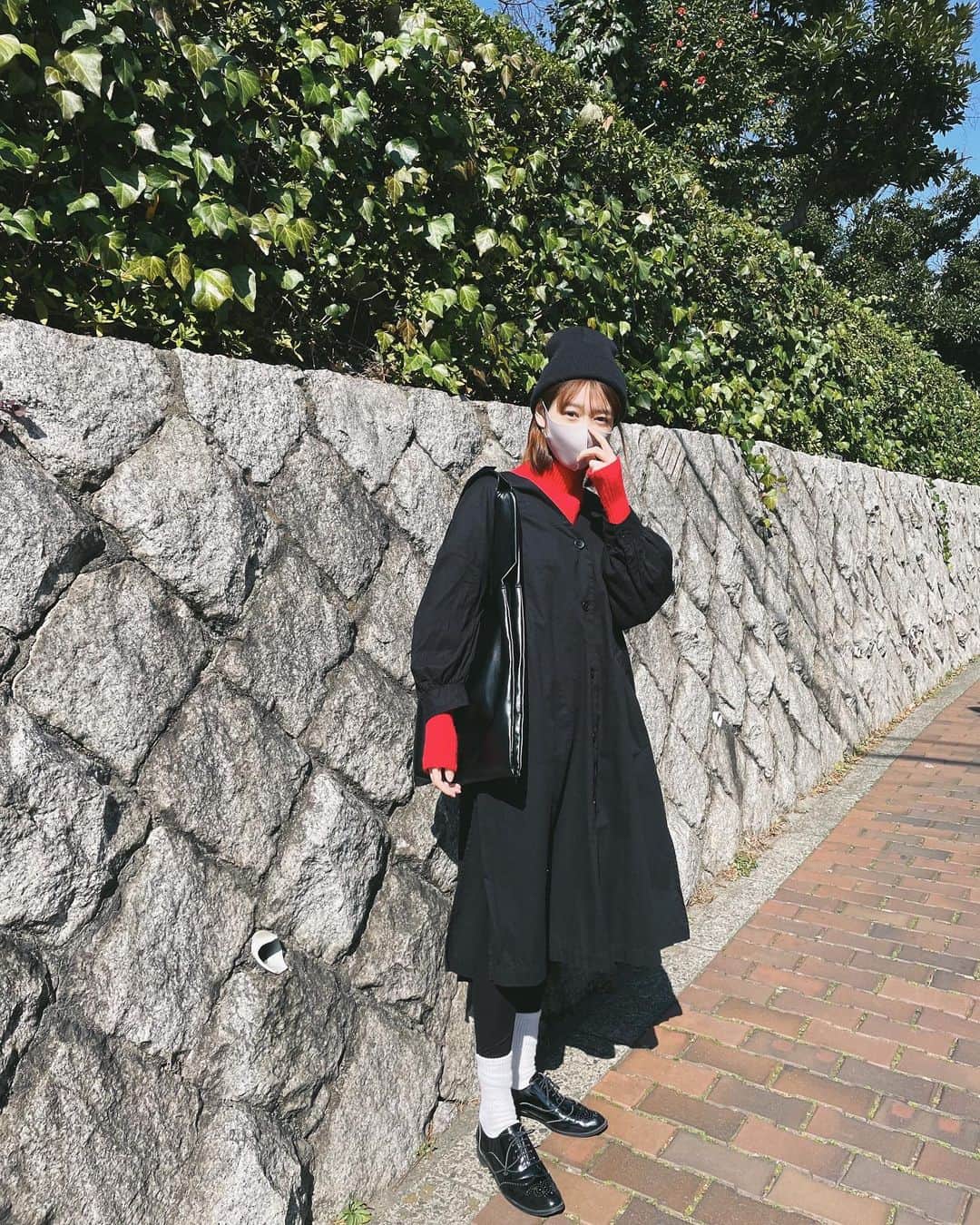 岡本夏美さんのインスタグラム写真 - (岡本夏美Instagram)「私服🦞🐃 大好きな赤と黒。 全編古着でお届けしてるため タグつげならずですトホホ、」2月27日 14時58分 - okamoto_natsumi