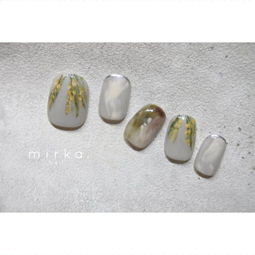 mirka. NAIL(ミルカネイル)のインスタグラム