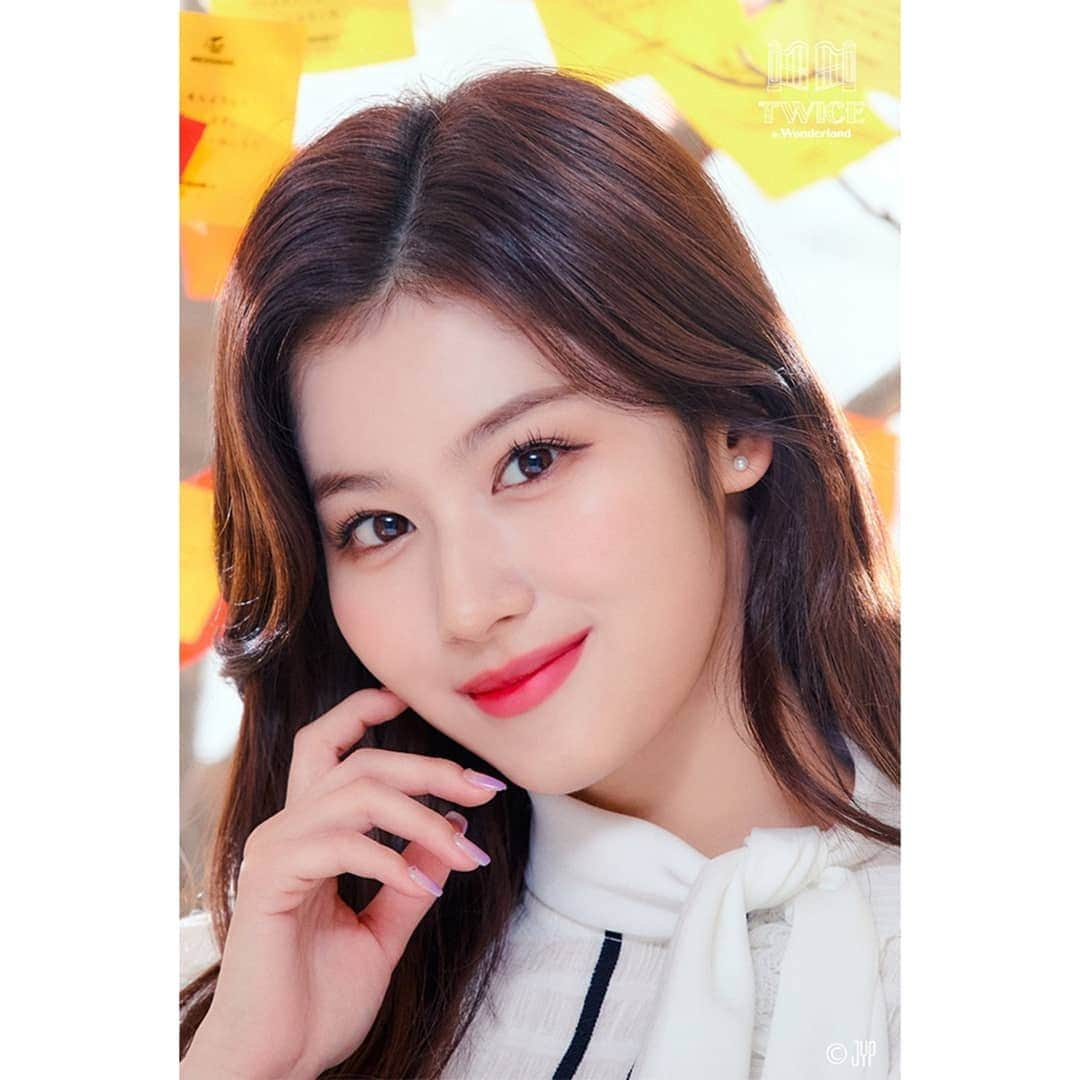 サナさんのインスタグラム写真 - (サナInstagram)「TWICE In Wonderland ーーーーーーーーーー Follow > @sana.twice.kr < . @twicetagram #TWICE#트와이스#ONCE#Sana#사나 #Nayeon#나연#Jeongyeon#정연#Momo#모모#Jihyo#지효#Mina#미나#Dahyun#다현#Chaeyoung#채영#Tzuyu#쯔위」2月27日 15時08分 - sana.twice.kr