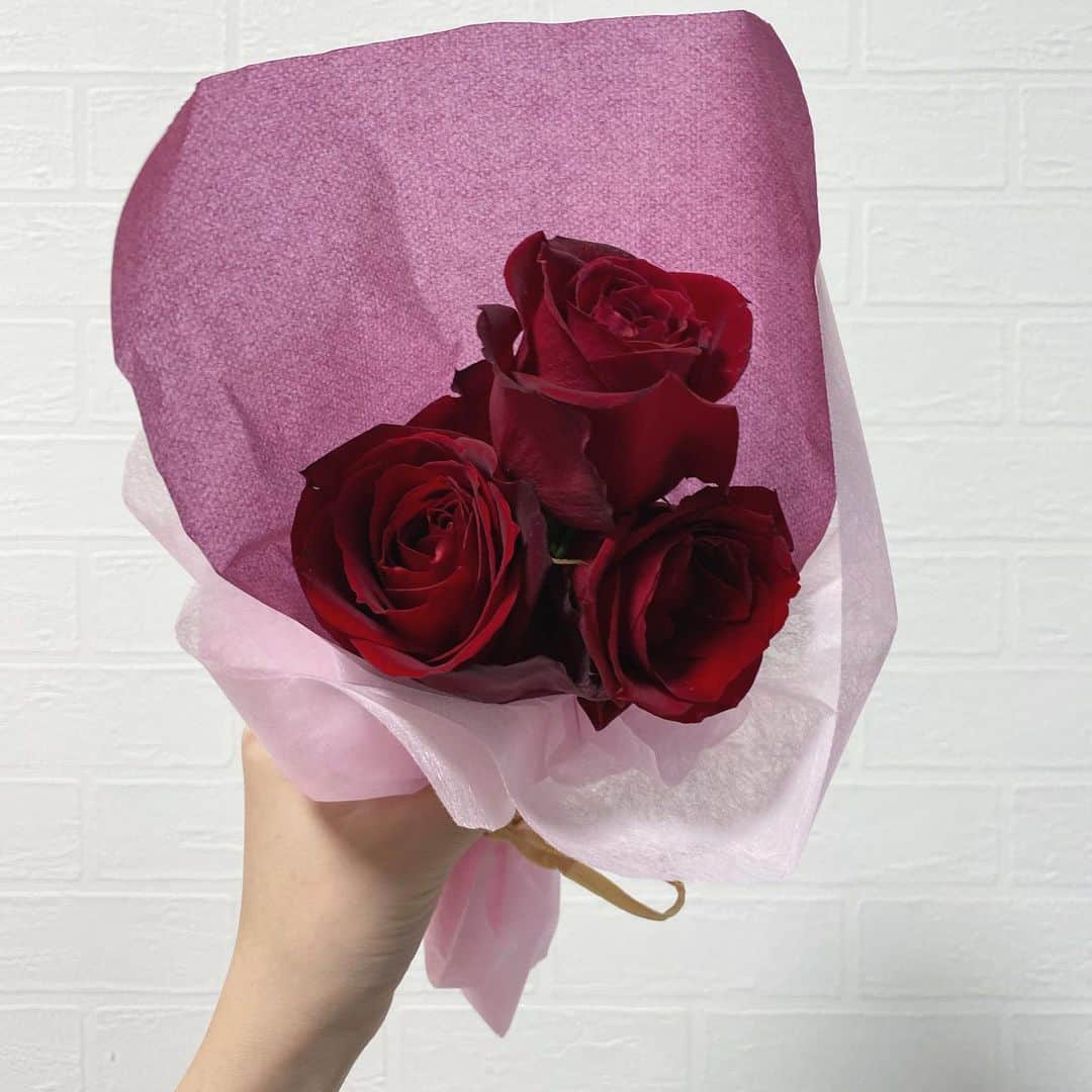 川上真歩さんのインスタグラム写真 - (川上真歩Instagram)「#rose #🌹　#薔薇」2月27日 15時17分 - maho_119