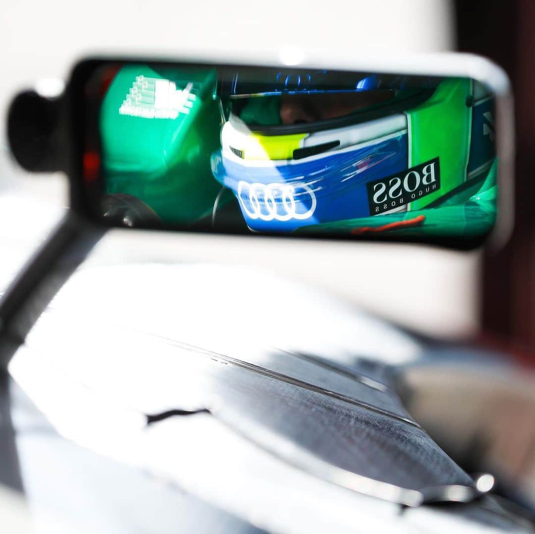 ルーカス・ディ・グラッシさんのインスタグラム写真 - (ルーカス・ディ・グラッシInstagram)「Race 1 - Saudi Arabia 🇸🇦  P16 —-> P9 ✅ First points ✅ —- #FIAFormulaE #FormulaE #Electric #ElectricVehicle #Racing #Motorsport #futureiselectric #AudiSport #Audi #etron #RSetronGT #Forcepoint #AudiBrasil #Boss #Enerzee #ZeroSummit #Technology #DiGrassi #LucasDiGrassi #Automobilismo #ElectricCar #EV #BellHelmets」2月27日 15時39分 - lucasdigrassi