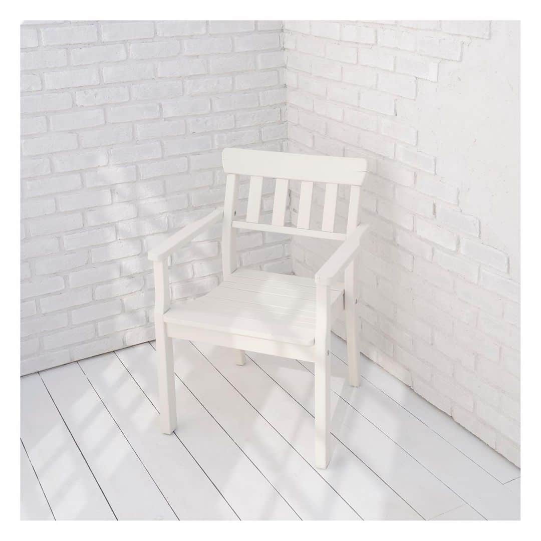 ロビンのインスタグラム：「▫️▫️▫️」