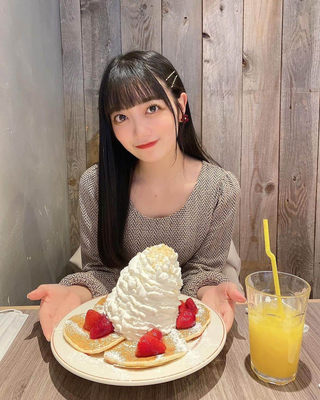 辻ゆかのグルメインスタ