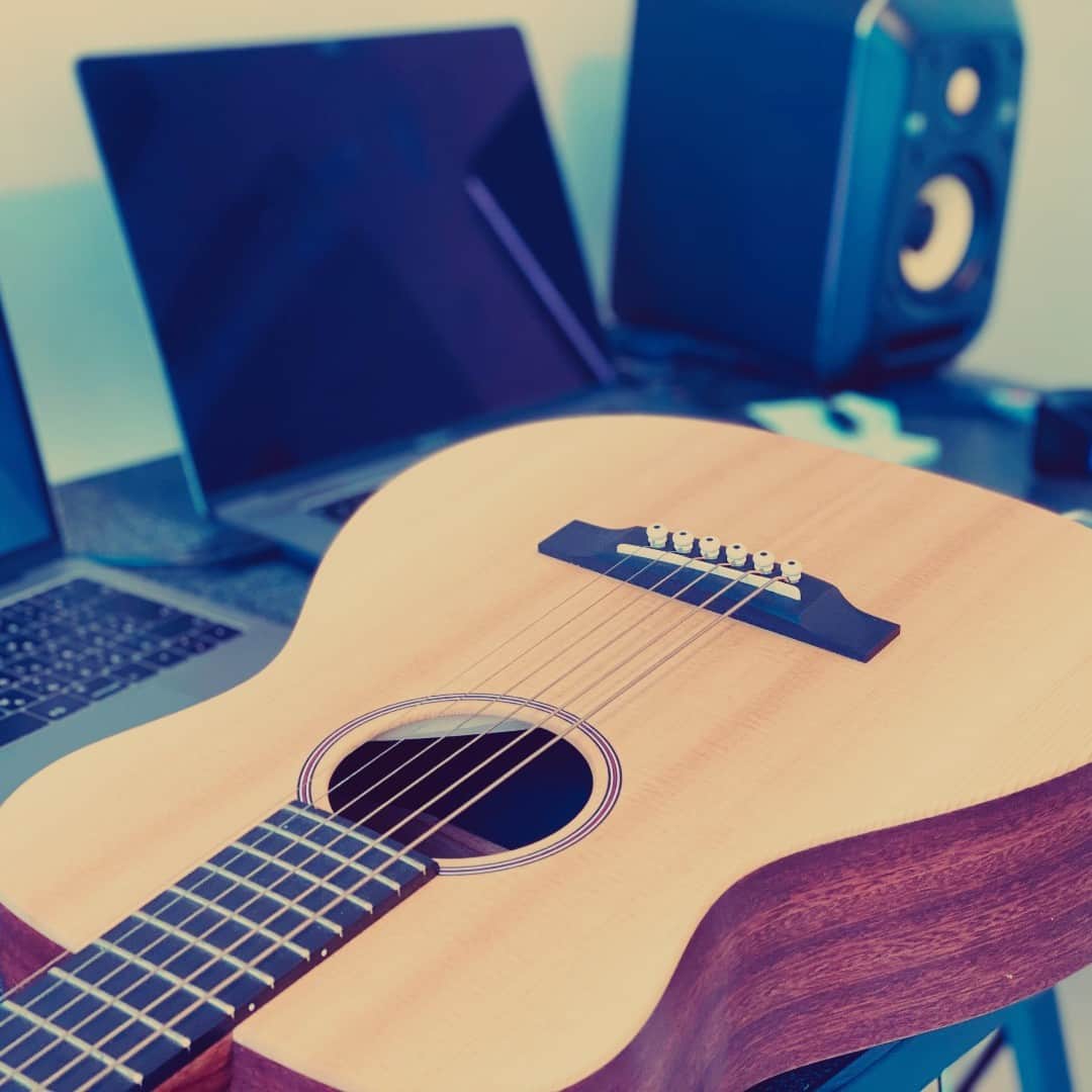 のインスタグラム：「Recording!」