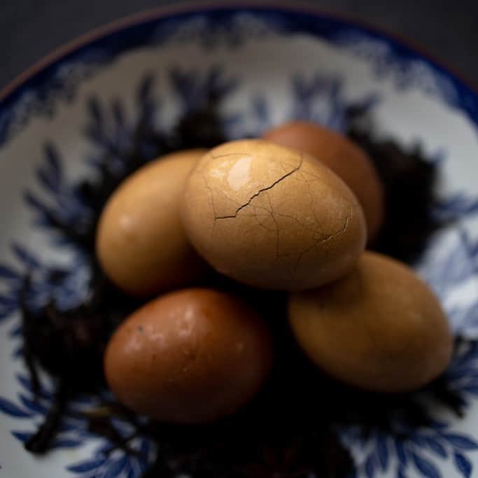 Naomiのインスタグラム：「茶葉卵作りました🥚 家の中が台湾の香り♡」