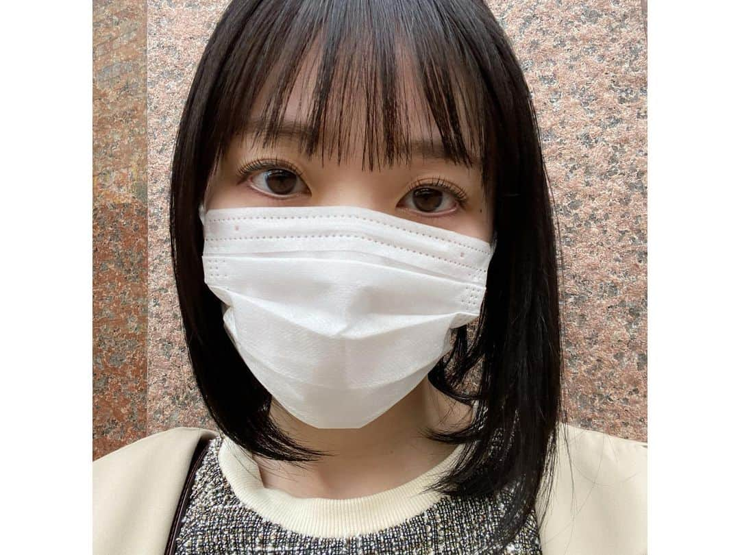 駒田京伽さんのインスタグラム写真 - (駒田京伽Instagram)「🌷🦭🌷  若さ求めて黒髪復活！！  髪を暗くするたびに 何かやらかしたんですか？ と美容師さんに聞かれる🌷 @rentheskywalker   まつ毛パーマもしてきた🌷 まつ毛パーマしないと生きてけない🌷 @babe_tenjin   #福岡#まつ毛パーマ#美容室 #黒髪」2月27日 16時43分 - hiroka_komada