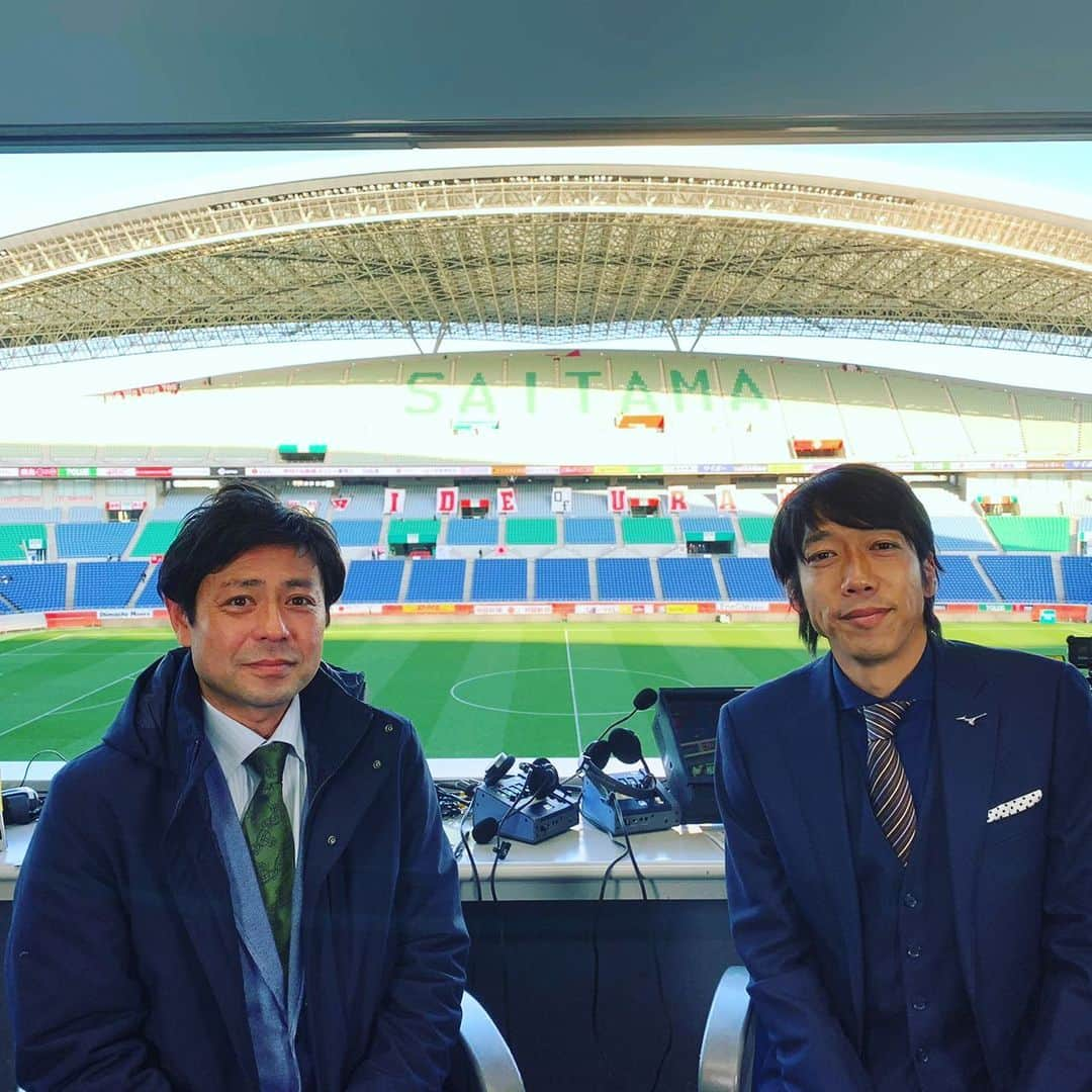 中村憲剛さんのインスタグラム写真 - (中村憲剛Instagram)「:﻿ 無事初解説終了しました‼︎﻿ ﻿ 開幕から見どころの多い、両クラブのスタイルが随所に出た熱い戦いでしたね‼︎﻿ ﻿ 浦和、FC東京両クラブのみなさんお疲れ様でした‼︎﻿ ﻿ 実況の杉岡さんと📸﻿ #NHK さんありがとうございました‼︎﻿ ﻿ #Jリーグ開幕﻿ #初解説﻿ #感想お待ちしております﻿」2月27日 16時44分 - kengo19801031