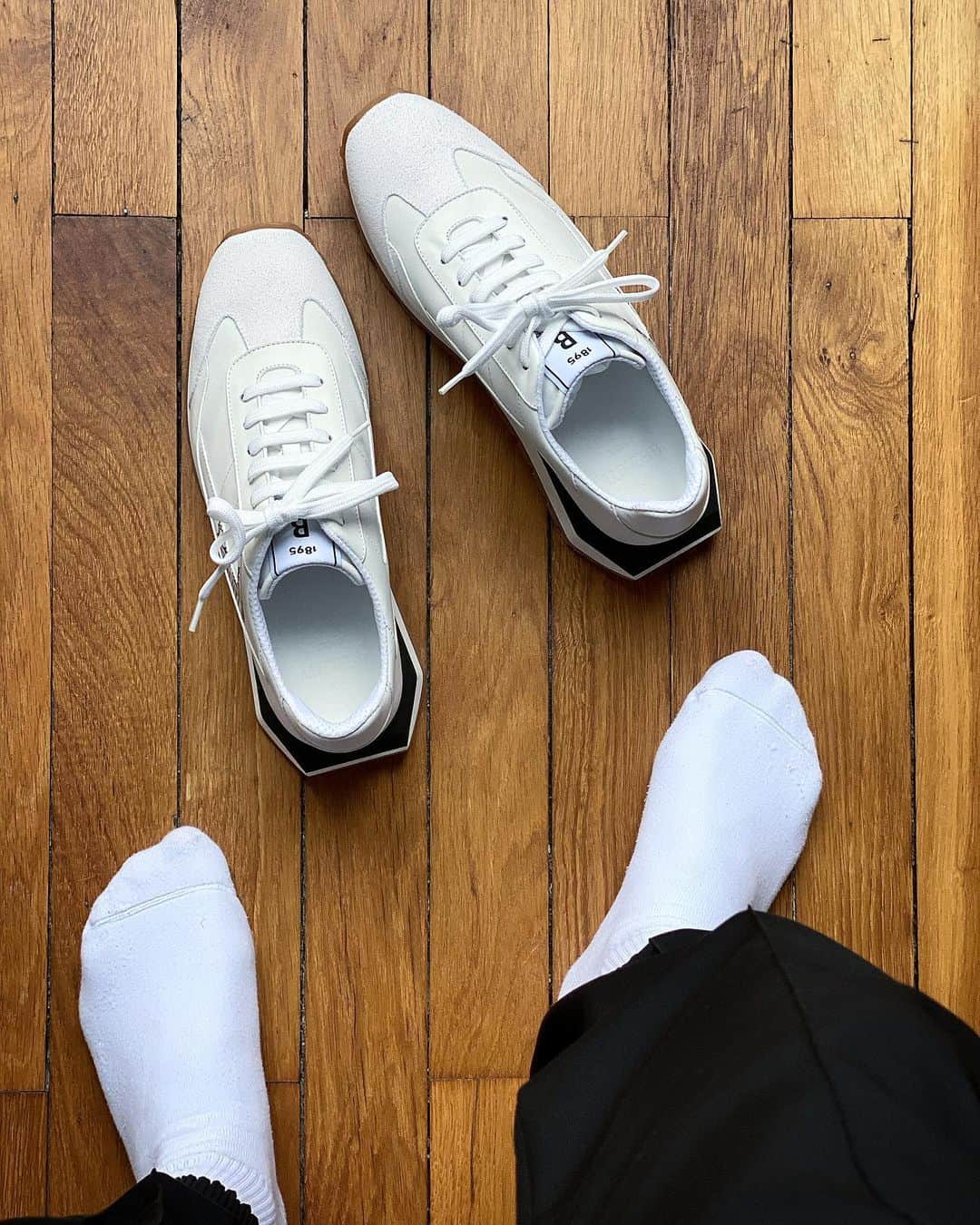 クリスヴァンアッシュのインスタグラム：「@BERLUTI #GRAPHIC OUT SOON  #sneakers #krisvanassche #berluti」