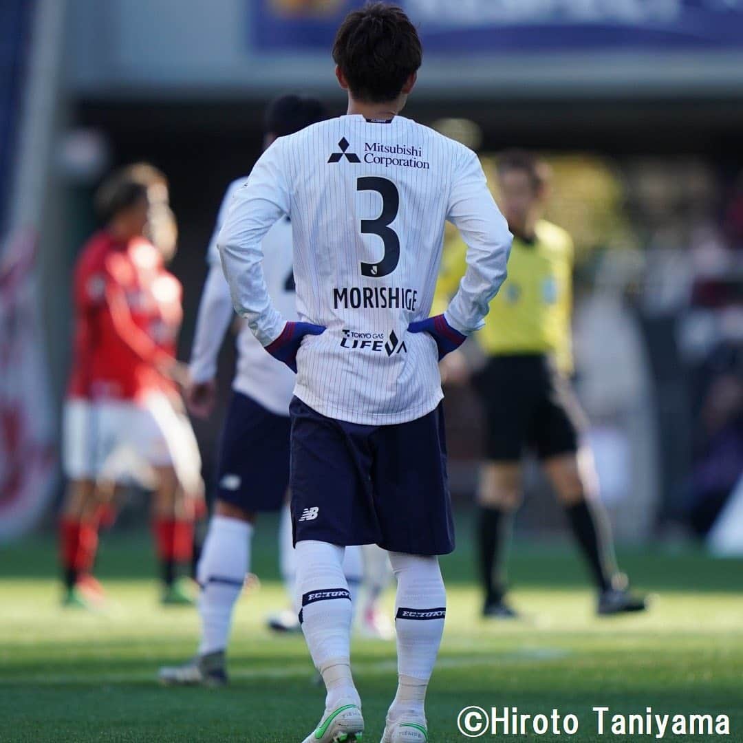 Goal Japanさんのインスタグラム写真 - (Goal JapanInstagram)「. ＼♦️阿部と森重、頼れる2人がゴール！🔵🔴／ #阿部勇樹 のゴールで #浦和レッズ が先制も、#森重真人 の得点で #FC東京 が追いつきドロー決着。 (Photo: Hiroto Taniyama) . #soccer #football #jleague #J1 #urawareds #urawa #fctokyo #tokyo #goaljleague #サッカー #フットボール  #明治安田生命Jリーグ #明治安田生命J1リーグ #2021のヒーローになれ #⚽」2月27日 17時00分 - goaljapan