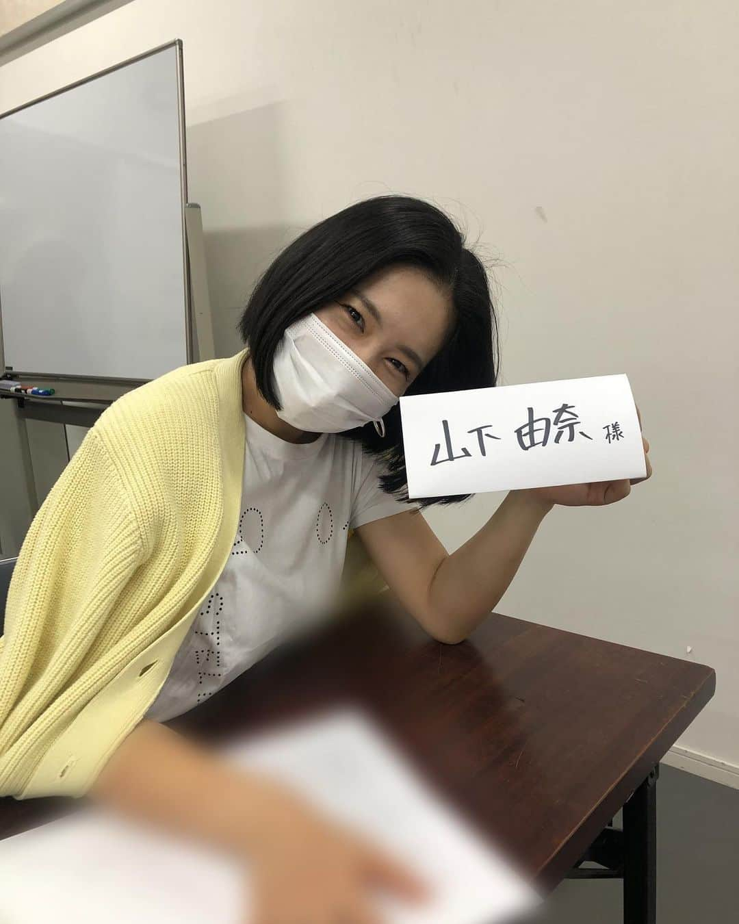 山下由奈のインスタグラム：「やっぱり歌は楽しいな〜🧡 そんなに上手じゃないけど！！！😆笑 そろそろ頭パンパンになるんだろうなー。でもこういう時間が本当に大好き😆🧡 良いもの届けよう✨ お楽しみにー！✨  #舞台新サクラ大戦 #ライブ #桜歌之宴  #🌸」