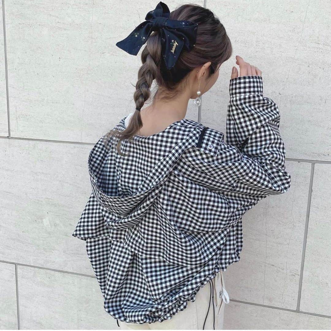 one after another NICECLAUPさんのインスタグラム写真 - (one after another NICECLAUPInstagram)「ㅤㅤㅤㅤㅤㅤㅤㅤㅤㅤㅤㅤㅤ ㅤㅤㅤㅤㅤㅤㅤㅤㅤㅤㅤㅤㅤ " 𝑛 𝑖 𝑐 𝑒 𝑐 𝑙 𝑎 𝑢 𝑝 の gingham check 🦨 "ㅤㅤㅤㅤㅤㅤㅤㅤㅤㅤㅤㅤㅤ ㅤㅤㅤㅤㅤㅤㅤㅤㅤㅤㅤㅤㅤ 春マストで取り入れたい柄 ℕ𝕠.𝟙👑ギンガムチェック"ㅤㅤㅤㅤㅤㅤㅤㅤㅤㅤㅤㅤㅤ ㅤㅤㅤㅤㅤㅤㅤㅤㅤㅤㅤㅤㅤ ナイスクラップでは 色んなアイテムのギンガムチェックが揃っています💭ㅤㅤㅤㅤㅤㅤㅤㅤㅤㅤㅤㅤㅤ 是非checkしてね🔍ㅤㅤㅤㅤㅤㅤㅤㅤㅤㅤㅤㅤㅤ ㅤㅤㅤㅤㅤㅤㅤㅤㅤㅤㅤㅤㅤ ㅤㅤㅤㅤㅤㅤㅤㅤㅤㅤㅤㅤㅤ 🦨Set up ジャケット #131240120 ¥4,900+taxㅤㅤㅤㅤㅤㅤㅤㅤㅤㅤㅤㅤㅤ ㅤㅤㅤㅤㅤㅤㅤㅤㅤㅤㅤㅤㅤ 🦨Set up ビスチェ #131310360 ¥2,900+taxㅤㅤㅤㅤㅤㅤㅤㅤㅤㅤㅤㅤㅤ ㅤㅤㅤㅤㅤㅤㅤㅤㅤㅤㅤㅤㅤ 🦨Set up スカート #131400070 ¥3,900+taxㅤㅤㅤㅤㅤㅤㅤㅤㅤㅤㅤㅤㅤ ㅤㅤㅤㅤㅤㅤㅤㅤㅤㅤㅤㅤㅤ 🦨マウンテンパーカー #131240110 ¥5,900+taxㅤㅤㅤㅤㅤㅤㅤㅤㅤㅤㅤㅤㅤ ㅤㅤㅤㅤㅤㅤㅤㅤㅤㅤㅤㅤㅤ 🦨マーメイドスカート #131400070 ¥4,900+taxㅤㅤㅤㅤㅤㅤㅤㅤㅤㅤㅤㅤㅤ ㅤㅤㅤㅤㅤㅤㅤㅤㅤㅤㅤㅤㅤ 🦨backリボンブラウス #131310240 ¥3,900+tax ㅤㅤㅤㅤㅤㅤㅤㅤㅤㅤㅤㅤㅤ ㅤㅤㅤㅤㅤㅤㅤㅤㅤㅤㅤㅤㅤ 🦨ナイスクラップの極上パンツ #131510170 ¥4,900+tax ㅤㅤㅤㅤㅤㅤㅤㅤㅤㅤㅤㅤㅤ ㅤㅤㅤㅤㅤㅤㅤㅤㅤㅤㅤㅤㅤ 🦨付け襟ブラウス #131300340 ¥3,900+taxㅤㅤㅤㅤㅤㅤㅤㅤㅤㅤㅤㅤㅤ ㅤㅤㅤㅤㅤㅤㅤㅤㅤㅤㅤㅤㅤㅤㅤㅤㅤㅤㅤㅤㅤㅤㅤㅤㅤㅤ ㅤㅤㅤㅤㅤㅤㅤㅤㅤㅤㅤㅤㅤ 🦨カラバリサロペ #131510150 ¥5,900+taxㅤㅤㅤㅤㅤㅤㅤㅤㅤㅤㅤㅤㅤ ㅤㅤㅤㅤㅤㅤㅤㅤㅤㅤㅤㅤㅤ ㅤㅤㅤㅤㅤㅤㅤㅤㅤㅤㅤㅤㅤ #ナイスクラップ #niceclaup #コーディネート#ootd #coordinate #ナイスクラップのコーデ #ナイス女子 #myナイス #ギンガムチェック #ギンガム #ginghamcheck」2月27日 17時09分 - niceclaup_official_
