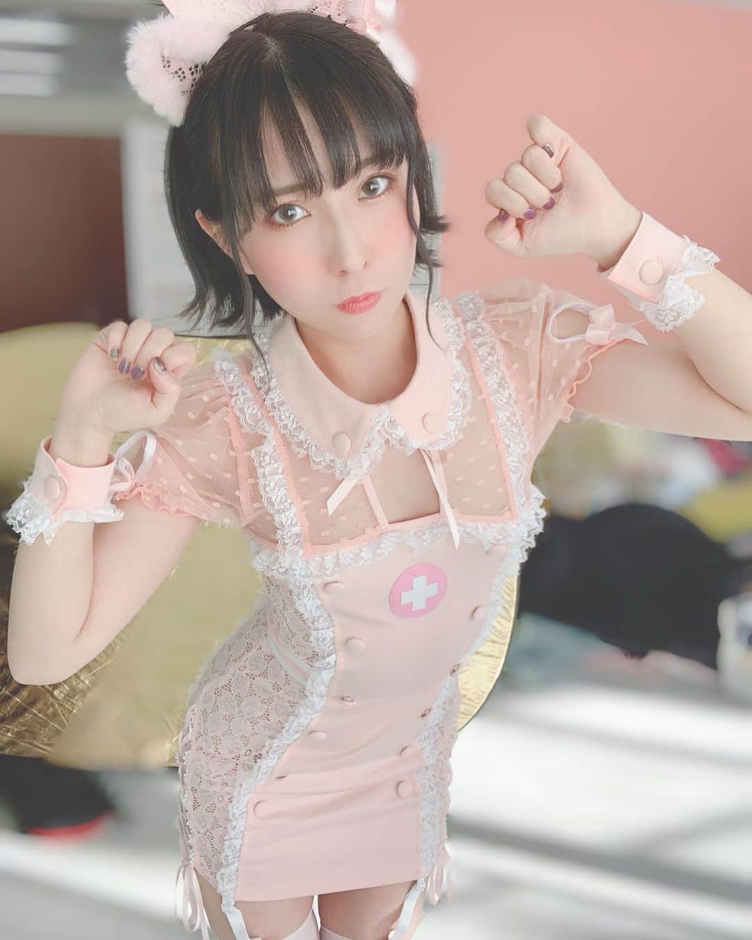 鳴上なごねさんのインスタグラム写真 - (鳴上なごねInstagram)「ねこナース🐈‍⬛  #cosplay #コスプレ #ナース #pink #japanesegirl #cosplayer #cosplaygirl #selfie #自撮り #셀카  #셀카그램」2月27日 17時38分 - narug0d