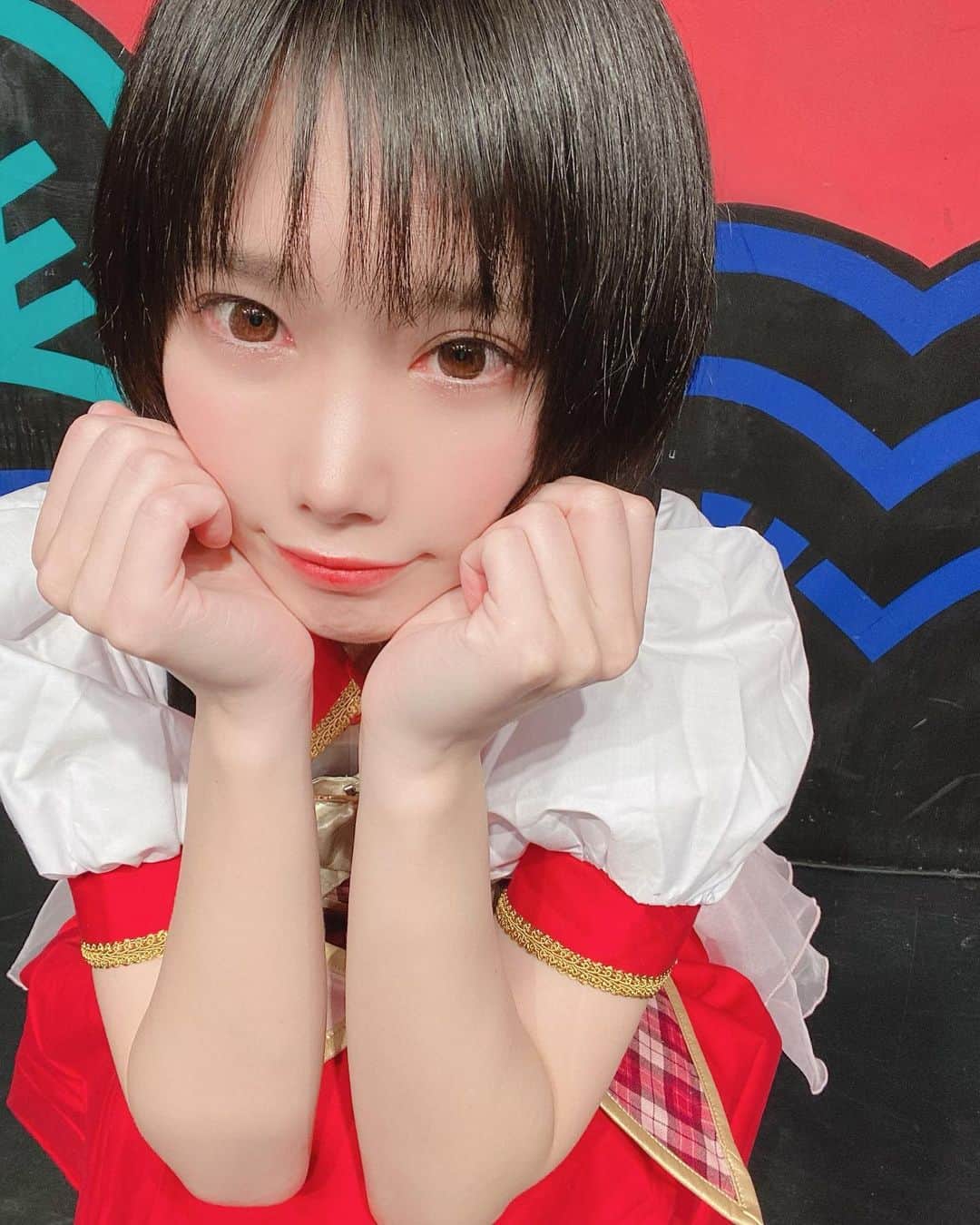 愛川こずえ 洋服 