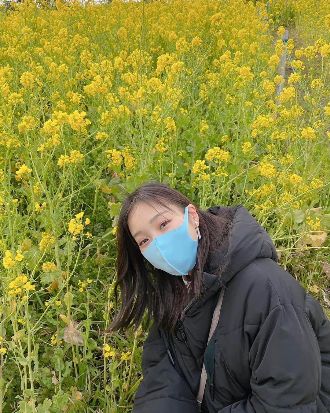 天舞音さらのインスタグラム：「もうすぐ春〜🌼 なんてウキウキしてたけど 今日めっちゃ寒いwww」