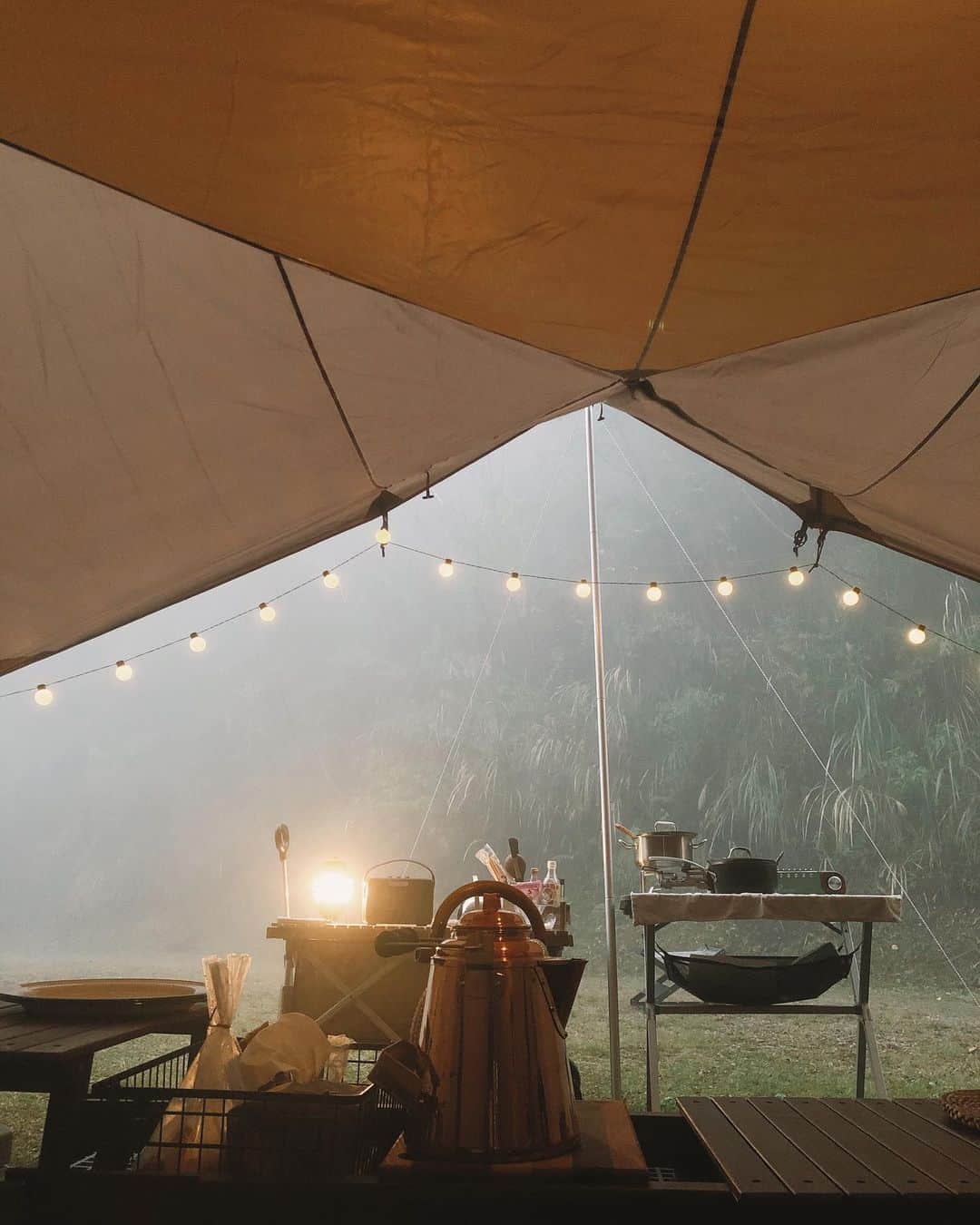 リー・ジャーインさんのインスタグラム写真 - (リー・ジャーインInstagram)「我把第一餐煮好了😝💕⛺️✨大家連假去哪裡玩？」2月27日 18時50分 - junoohknow