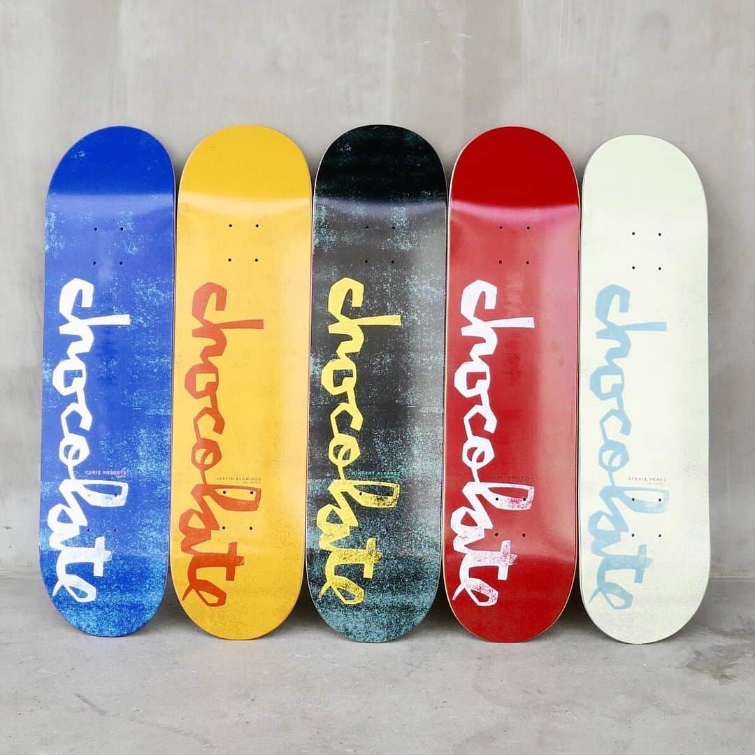 スケートボードのカリフォルニアストリートさんのインスタグラム写真 - (スケートボードのカリフォルニアストリートInstagram)「CHOCOLATE から🆕シグネチャーデッキ入荷しました🍫遅めのバレンタインか、ホワイトデーのお返しにいかがでしょうか？😊 @chocolateskateboards  #chocolateskateboards #チョコレート #skateboard #skateboarding #skater #カリフォルニアストリート #カリスト #スケートボード #スケボー #スケーター #californiastreet #calst」2月27日 19時20分 - california_street