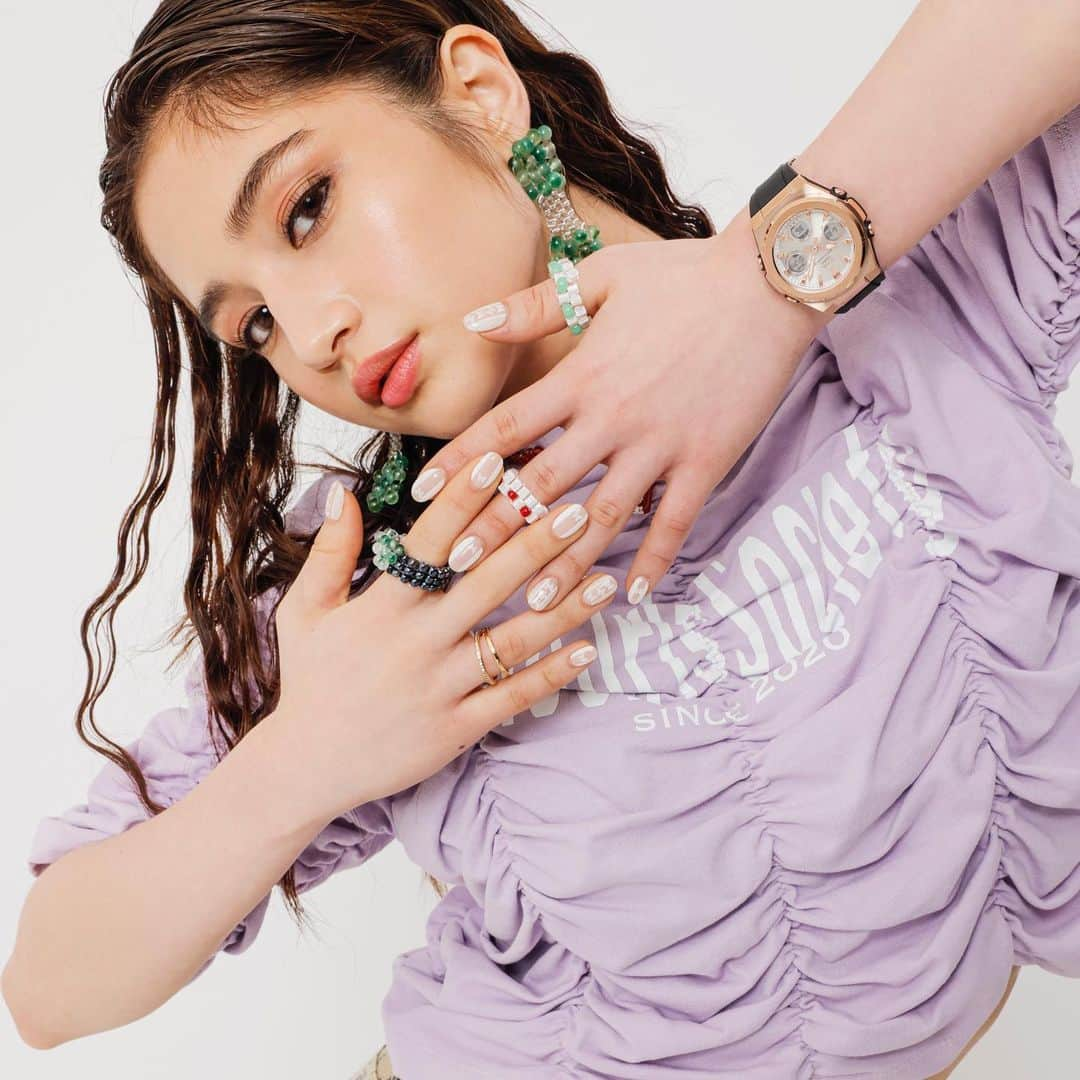 FAKYさんのインスタグラム写真 - (FAKYInstagram)「＼🔥NYLON JAPAN 掲載🔥／﻿ ﻿  #Hina ＆ #Taki の2人が、BABY-Gのニューウオッチを身につけて登場！ライフスタイルにぴったりな時計を見つけて、普段のスタイルをアップデートきらめく💓﻿ ﻿ ﻿ 続きはこちらリンク﻿ https://nylon.jp/casio/deardiary﻿ ﻿ #NYLONJAPAN #BABY_G  @nylonjapan  @babyg_jp」2月27日 19時26分 - fakyjp