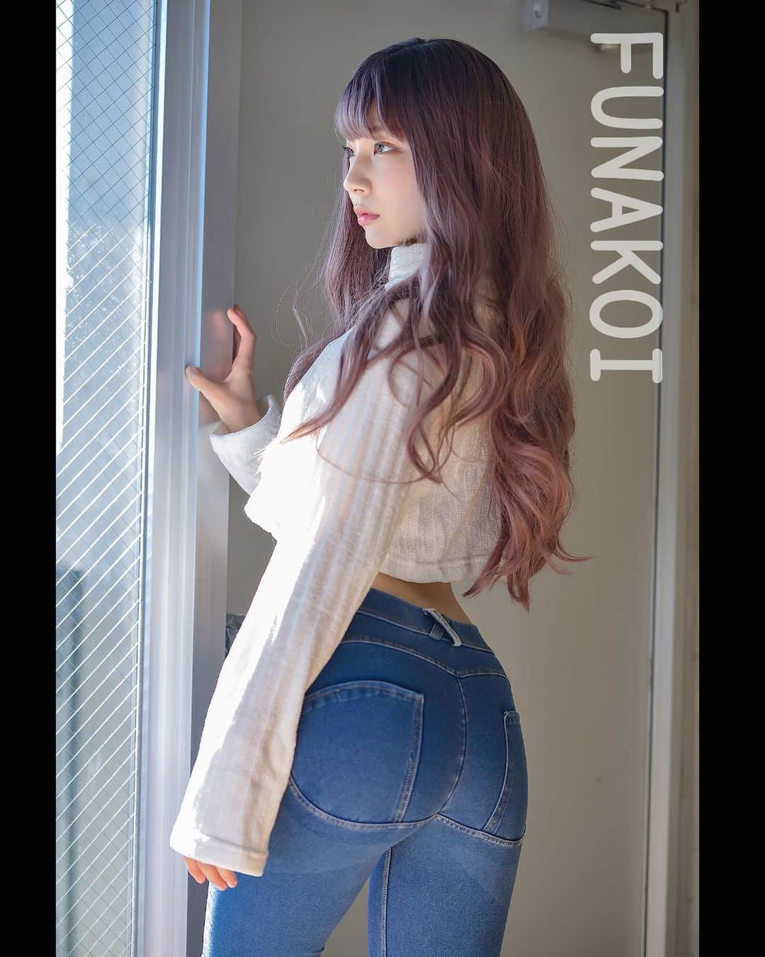 ふなこのインスタグラム：「『鮒恋-FUNAKOI-』 Photo gallery SHOP↓ https://hunako-market.booth.pm/items/2750524」