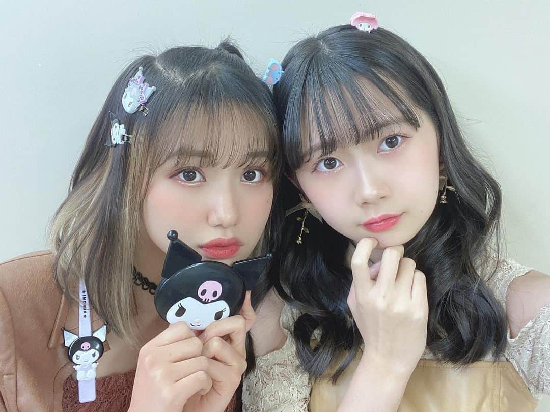 のインスタグラム：「💜🖤 . . クロミちゃん かわいいのだ . . . #クロミ ちゃん #岡村ほまれ  #マイメロ  #横山玲奈 #helloproject #morningmusume21」