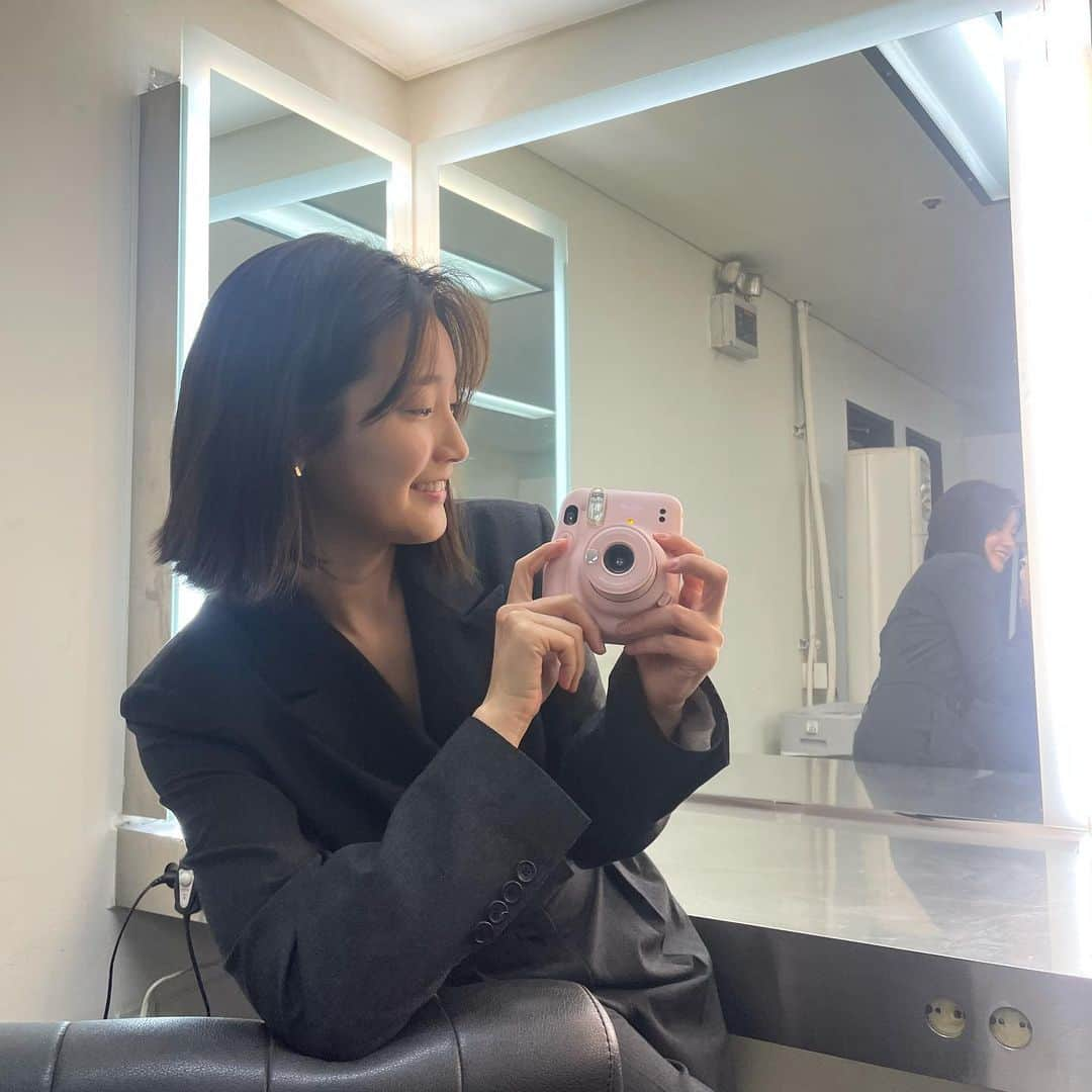 パク・ソダムさんのインスタグラム写真 - (パク・ソダムInstagram)「푹빠져버렸지모야아🥰」2月27日 20時03分 - imsodamm