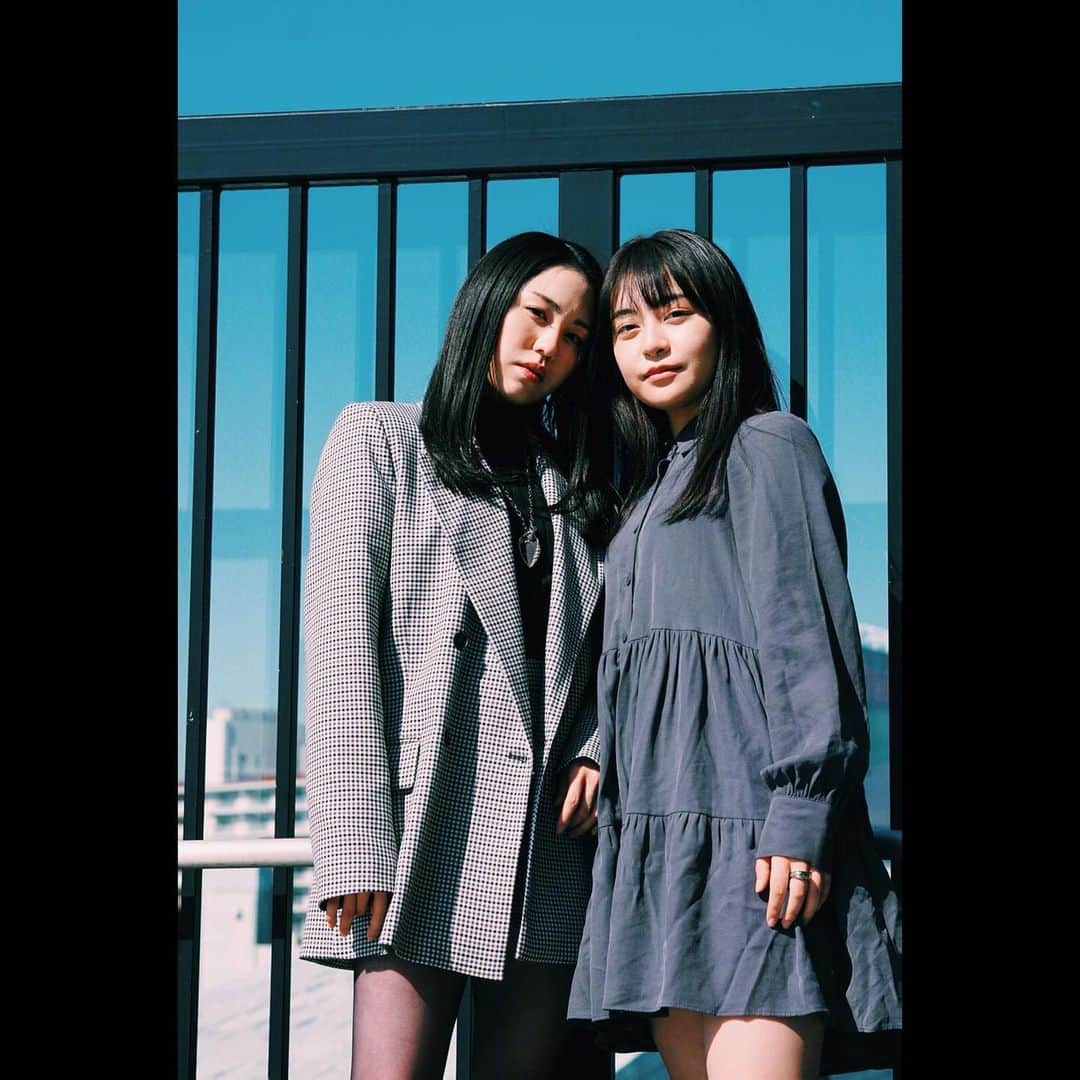 加藤梨里香のインスタグラム：「Aru&Ririka . photo by @kawabata_hikaru  . #ladybirdladybird #🐞  #テントウムシのアン」