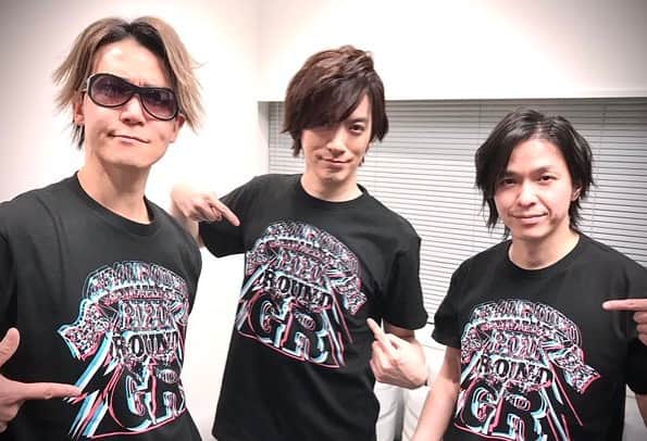 SHINPEIのインスタグラム：「GRANRODEO 15th ANNIVERSARY FES ROUND GR 2020﻿ ﻿ 最高のアーティストの皆さんと、最高のファンの皆と一つになれる音楽フェスって世界一幸せな時間だなとつくづく感じました！﻿ ﻿ GRANRODEOさん、15周年おめでとうございます！﻿ ﻿ これからもずっと応援しています。﻿ また共演出来る日を楽しみに、俺たちBREAKERZも目指せ15周年！﻿ ﻿ #RGR2020﻿ #GRANRODEO﻿ #氣志團﻿ #ベリーグッドマン﻿ #BREAKERZ」