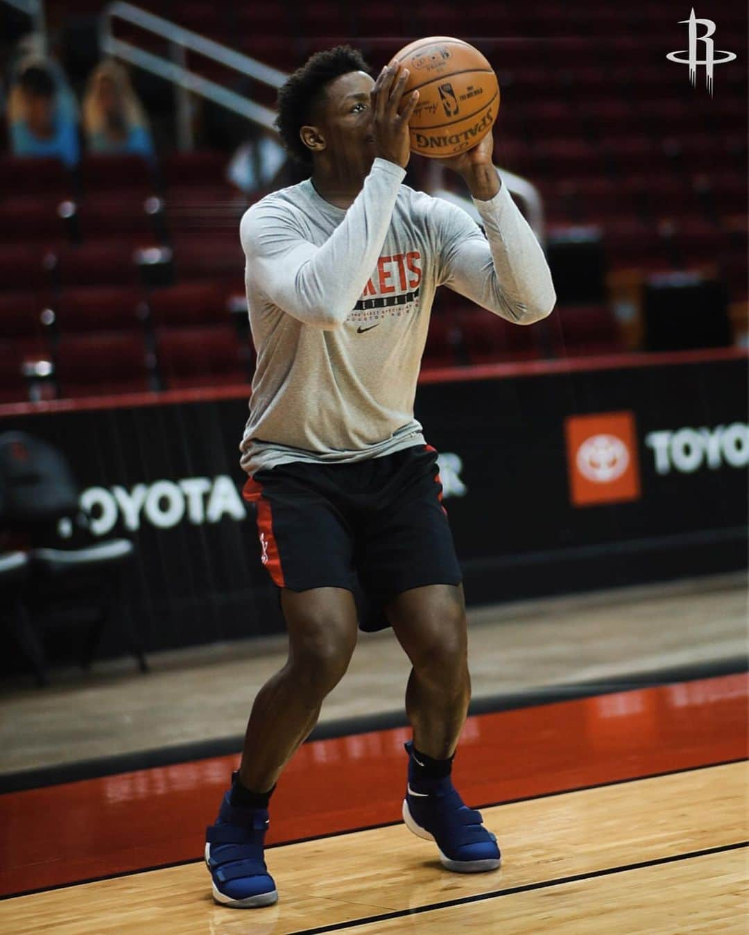 ヒューストン・ロケッツさんのインスタグラム写真 - (ヒューストン・ロケッツInstagram)「🚀🚀🚀」2月28日 7時16分 - houstonrockets