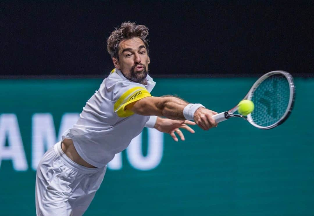 ジェレミー・シャルディーのインスタグラム：「Happy with a win today!  @abnamrowtt 1 down 1 to go ➡️ main draw」